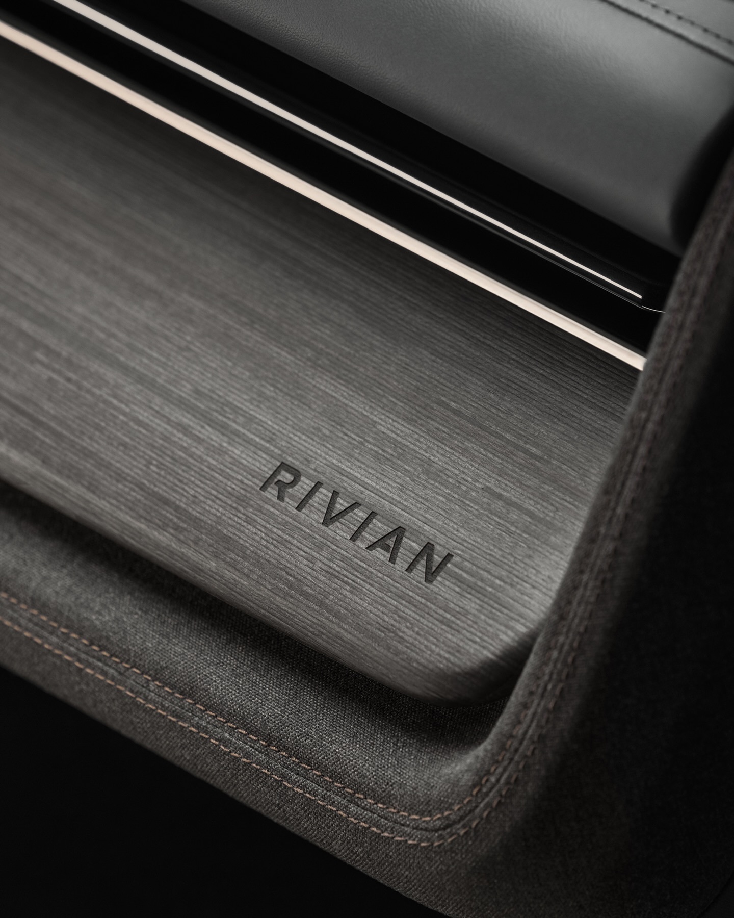 Rivian R2 2027 029