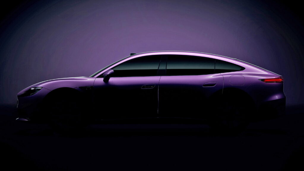  SAIC Teases Another Porsche Lookalike, This Time With MG Badges