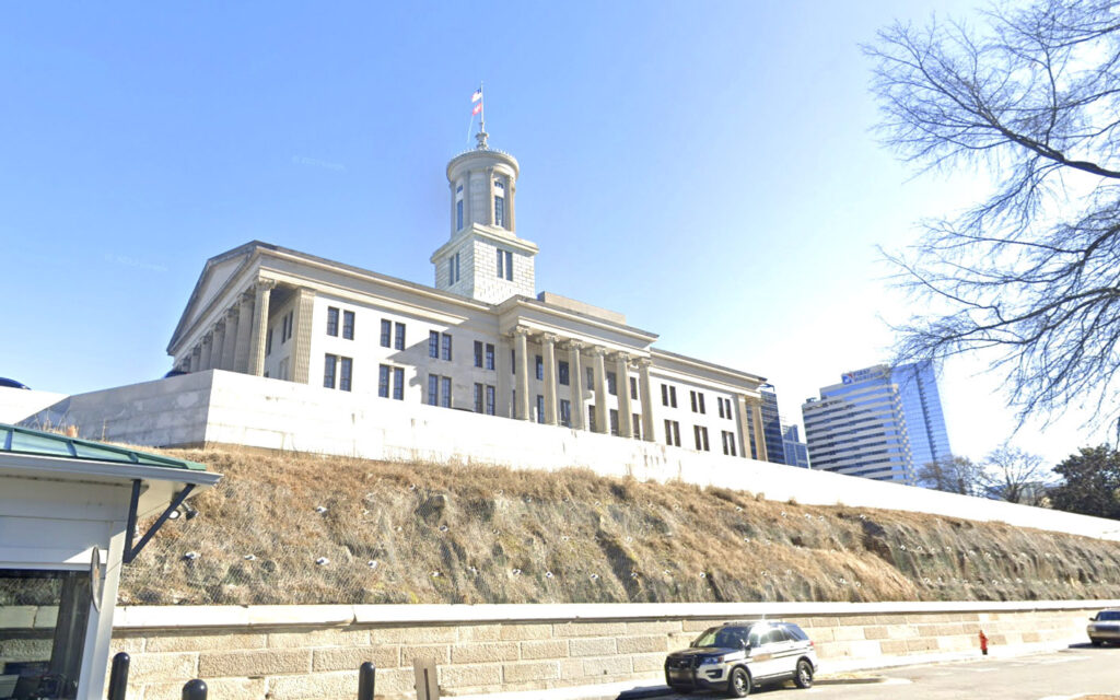  Tennessee Pushes English-Only Driver Tests, But Critics Warn Plan Could Backfire