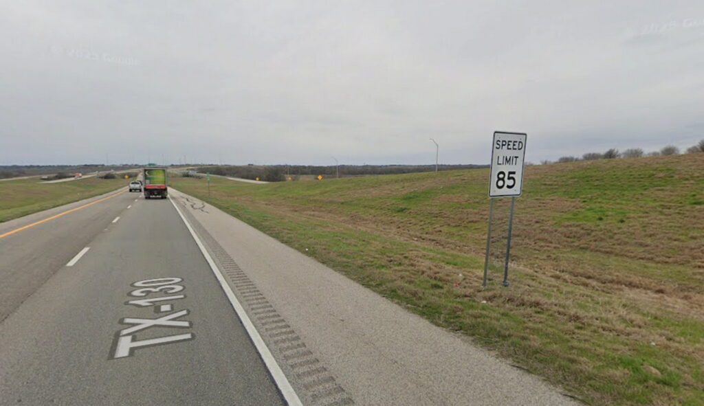  Texas Built An 85-MPH Road For Humans, But The Next Driver You See Might Not Be Human
