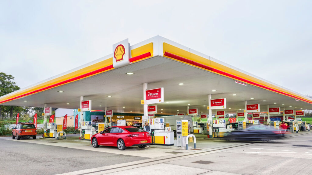  Oil Inventories Hitting &lsquo;Dangerously Low Levels&rsquo; And You&rsquo;re About To Pay The Price