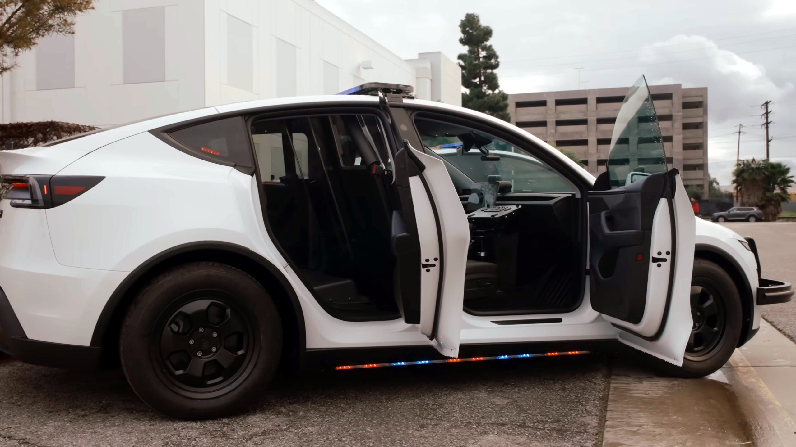 Texas Police Goes EV! Meet Murphy PD's UP.FIT Next Gen Patrol Vehicles _ UP.FIT 1-39 screenshot
