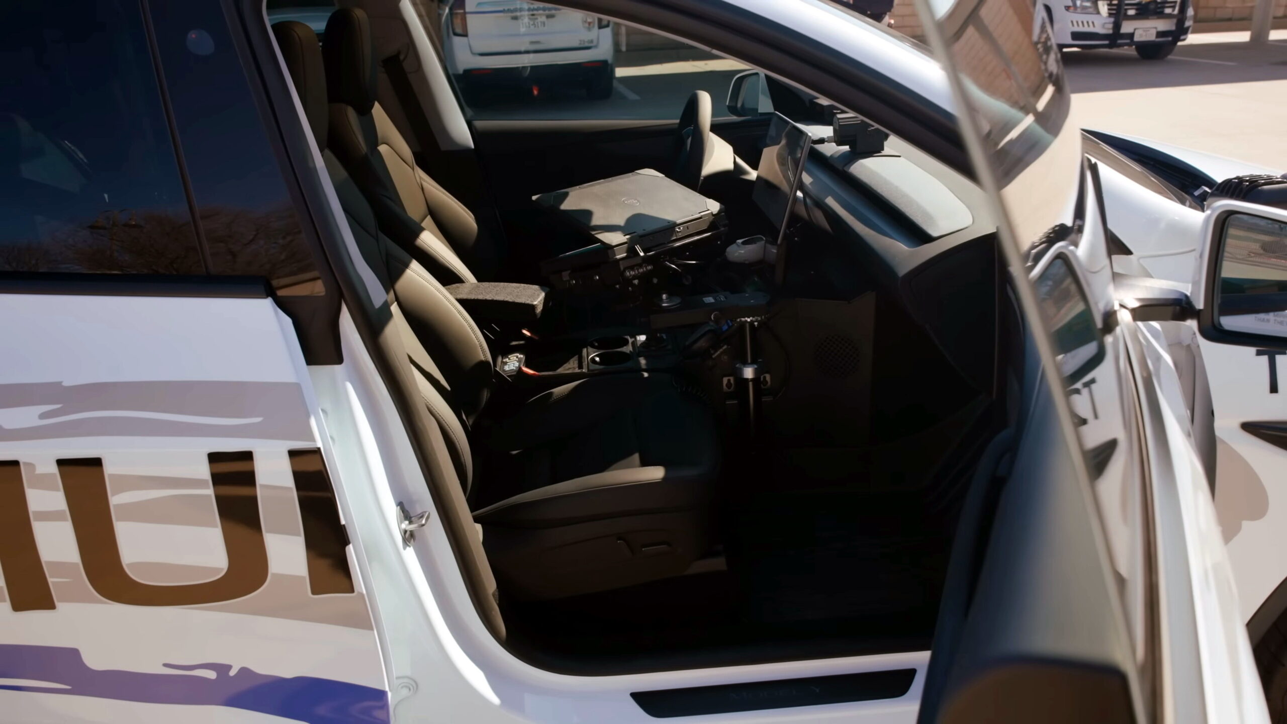 Texas Police Goes EV! Meet Murphy PD's UP.FIT Next Gen Patrol Vehicles _ UP.FIT 1-50 screenshot
