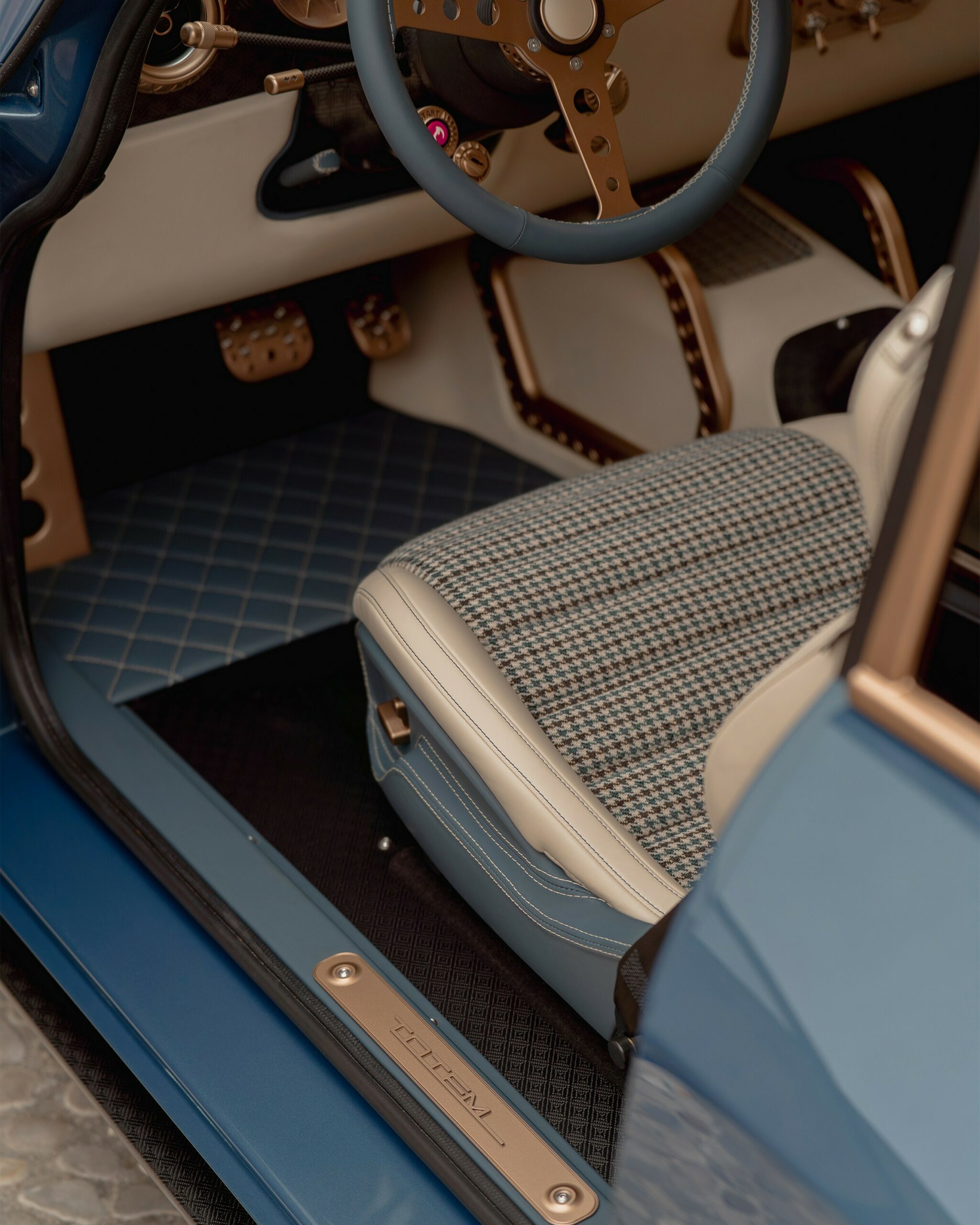 This Classic Alfa Hits 60 In 2.9 Seconds Without Making A Sound