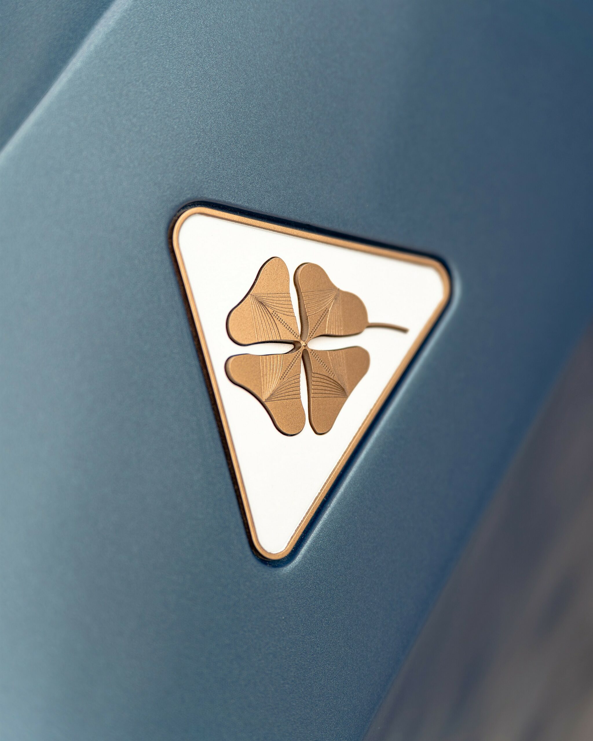 This Classic Alfa Hits 60 In 2.9 Seconds Without Making A Sound