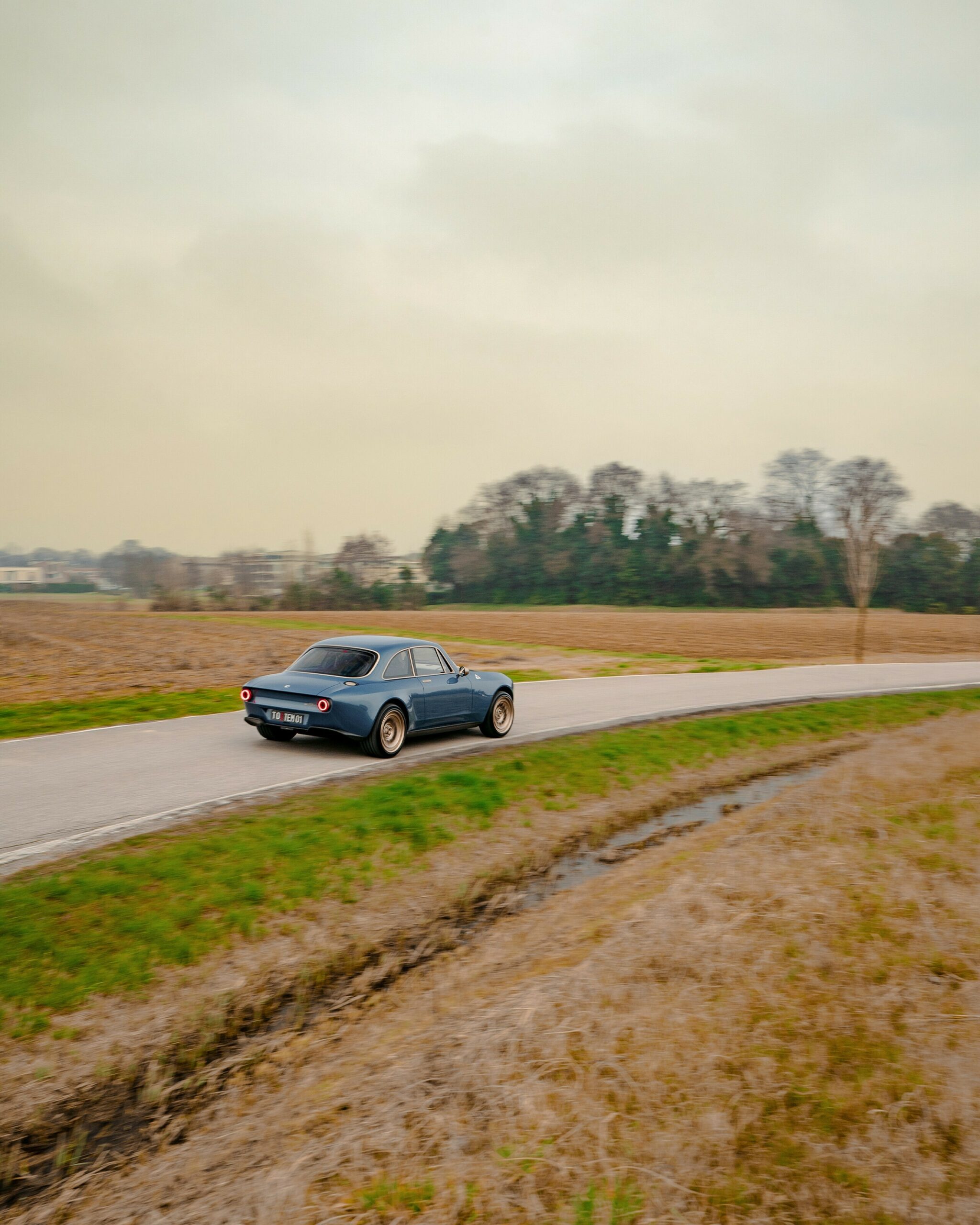 This Classic Alfa Hits 60 In 2.9 Seconds Without Making A Sound