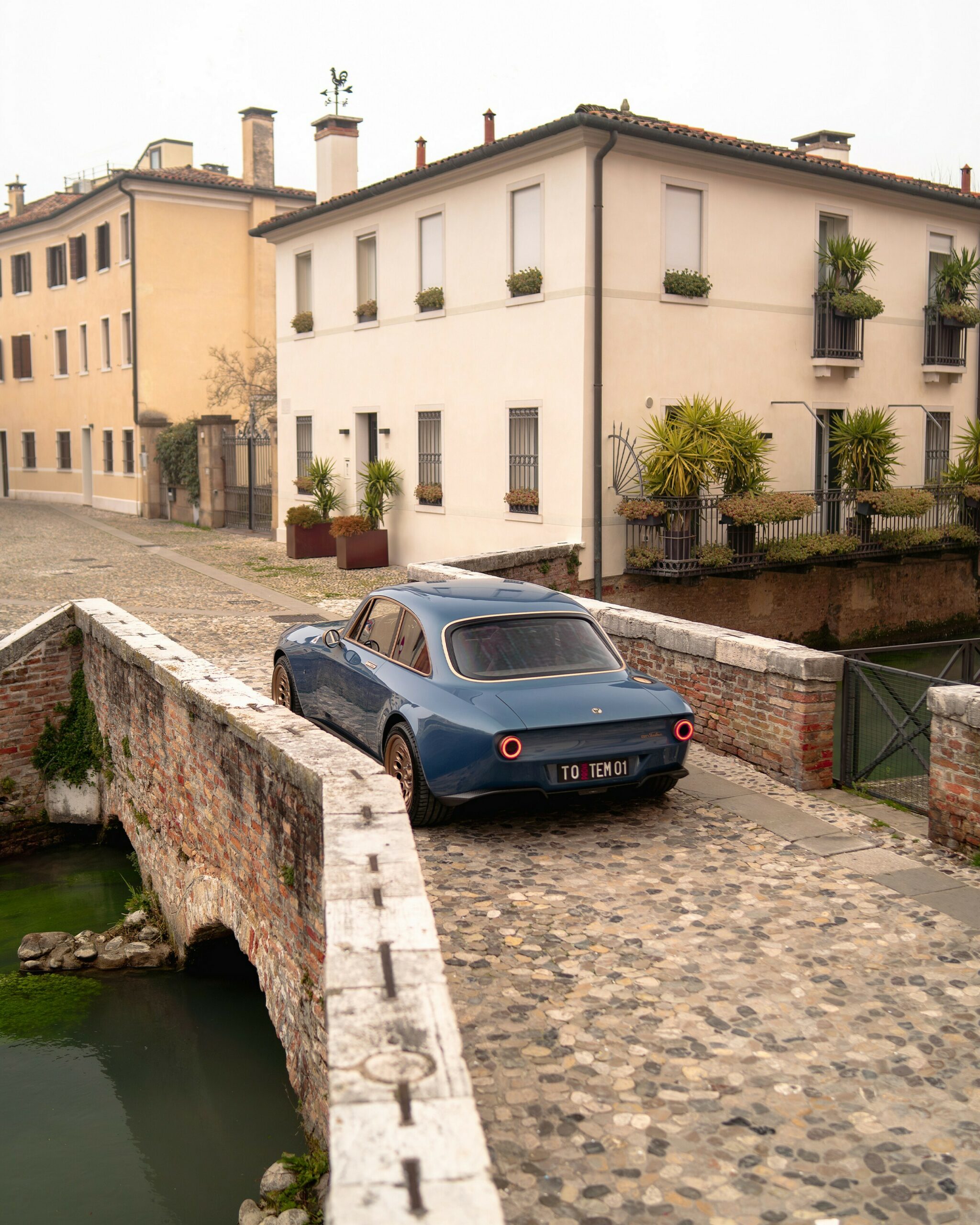 This Classic Alfa Hits 60 In 2.9 Seconds Without Making A Sound