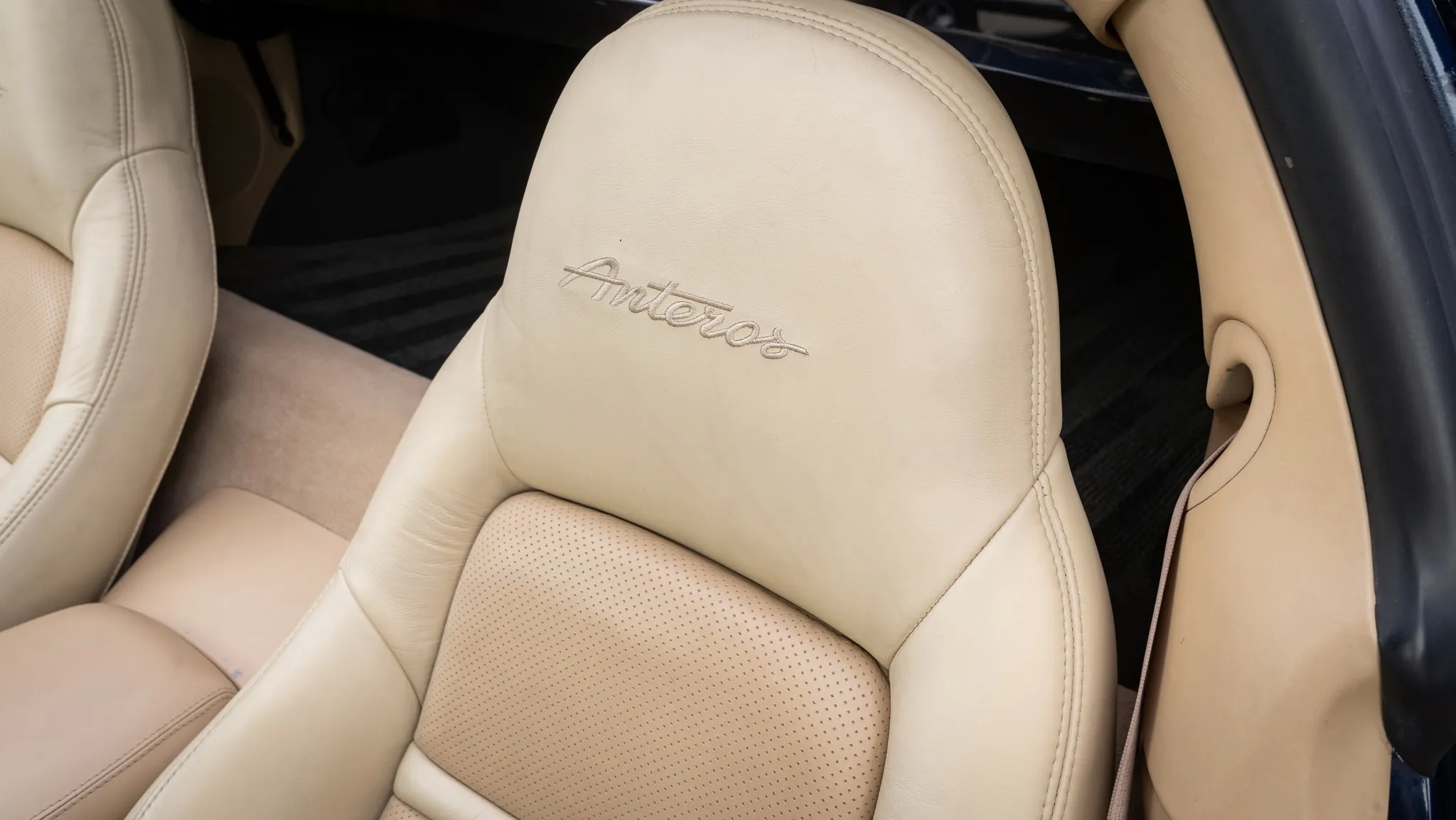 A Corvette That Forgot It Was A Corvette Just Sold For Near-New C8 Money