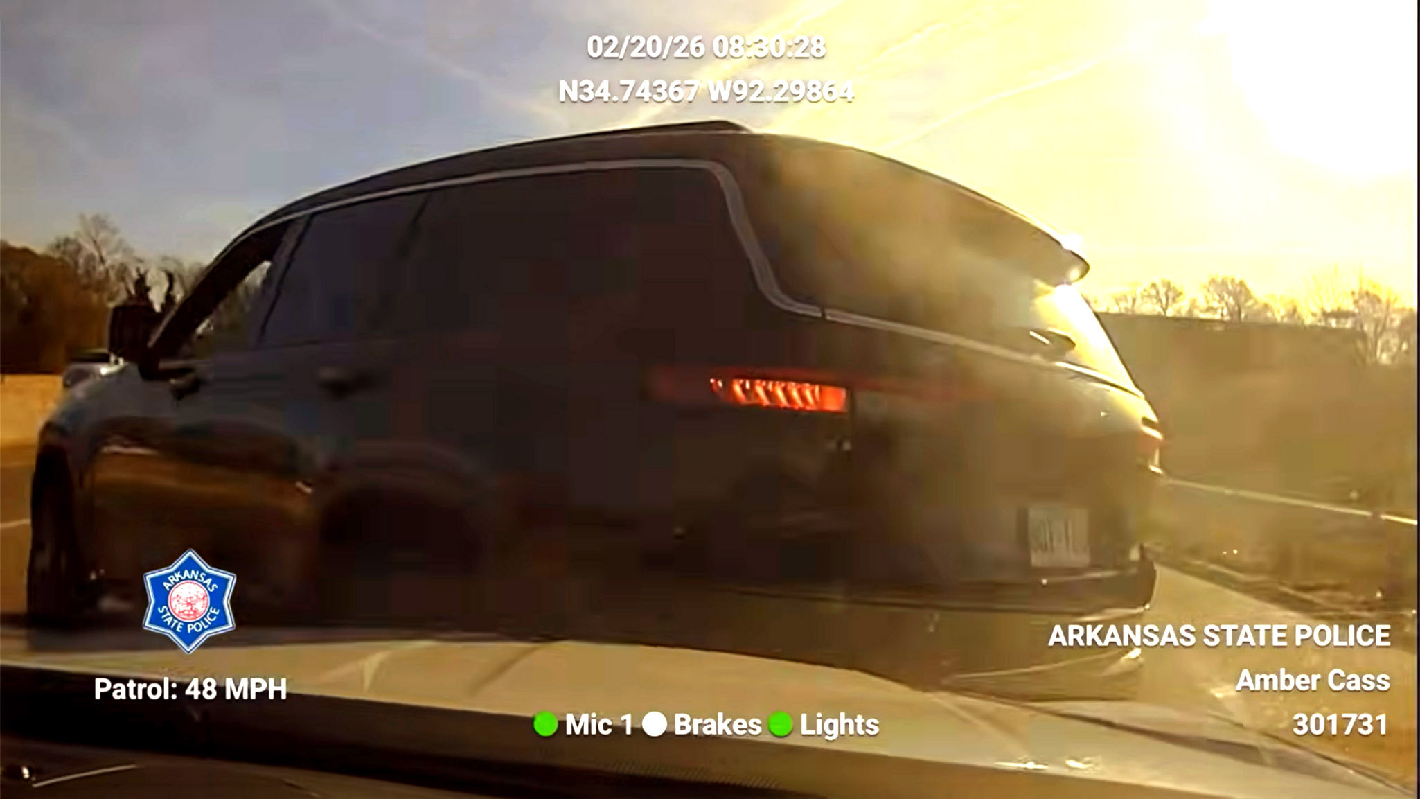 Just 12 MPH Over, Arkansas Trooper PITs Dad Taking Toddler To Children’s Hospital