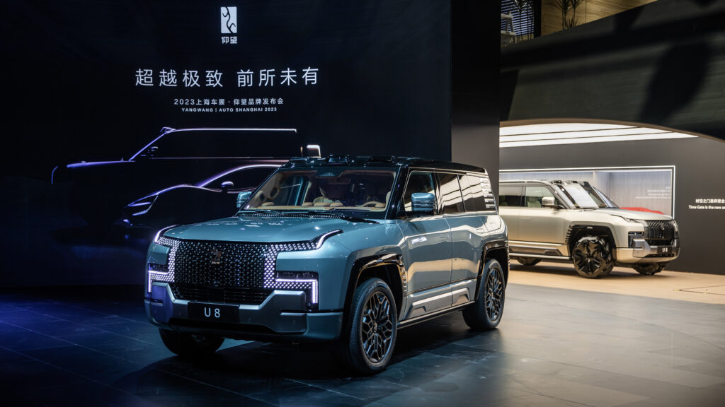  A Man Spent $160,000 On A BYD And Watched It Try To Drive Into Oncoming Traffic