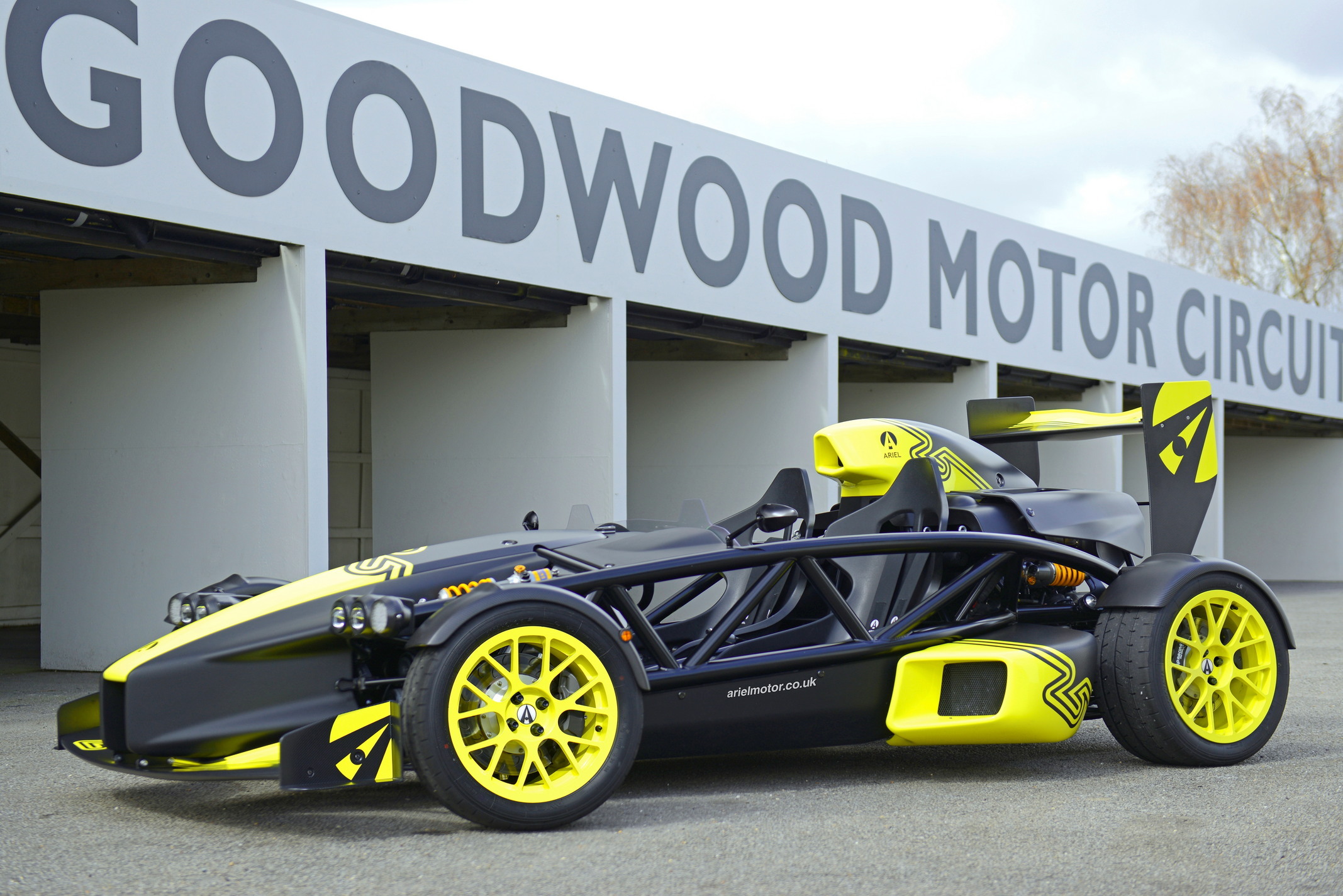 Ariel’s 525-HP Atom Weighs Nearly 1,000 Pounds Less Than An MX-5