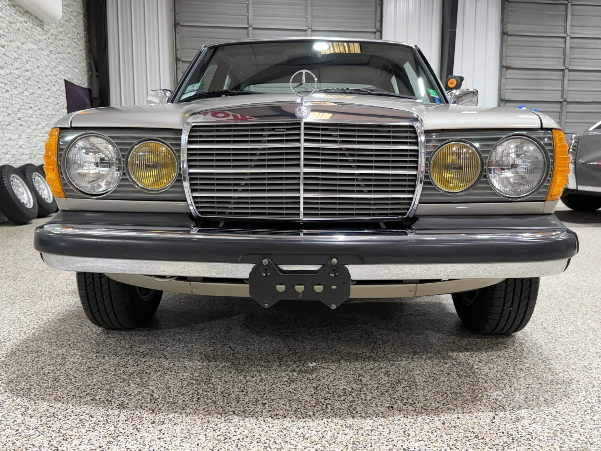 This Mercedes 300D Turbo Has Fewer Miles Than A 2025 Corolla, And It’s From 1985