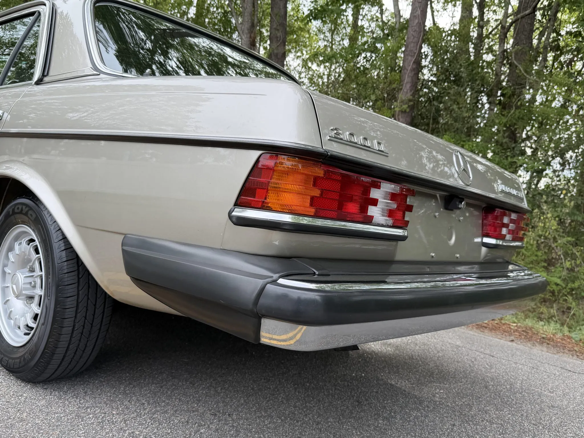 This Mercedes 300D Turbo Has Fewer Miles Than A 2025 Corolla, And It’s From 1985