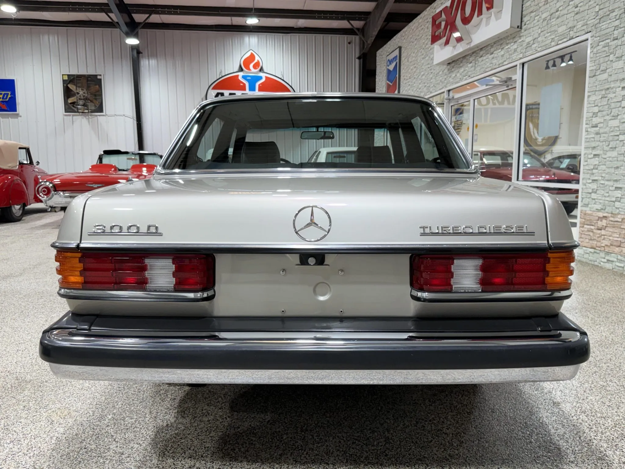 This Mercedes 300D Turbo Has Fewer Miles Than A 2025 Corolla, And It’s From 1985