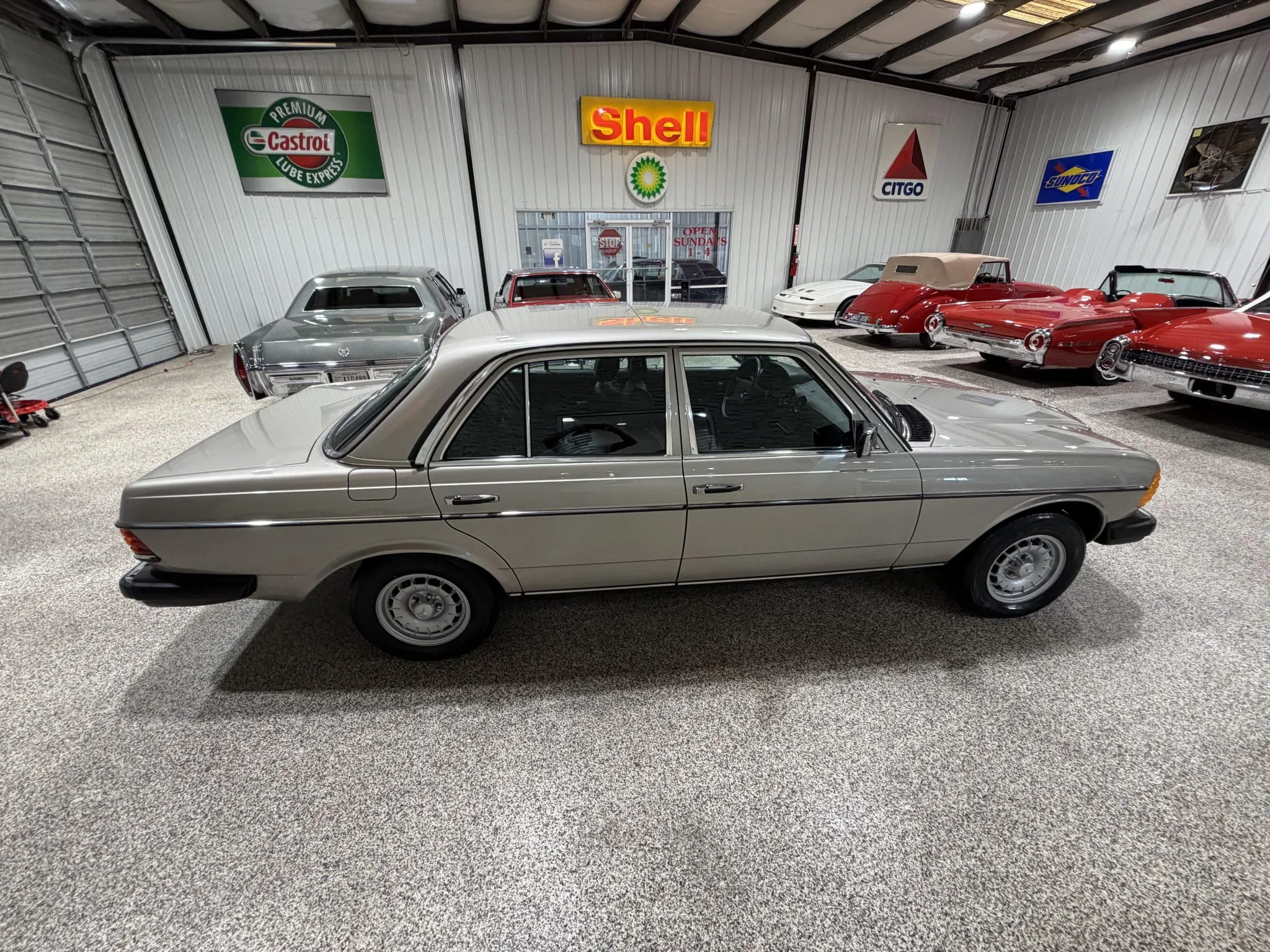 This Mercedes 300D Turbo Has Fewer Miles Than A 2025 Corolla, And It’s From 1985