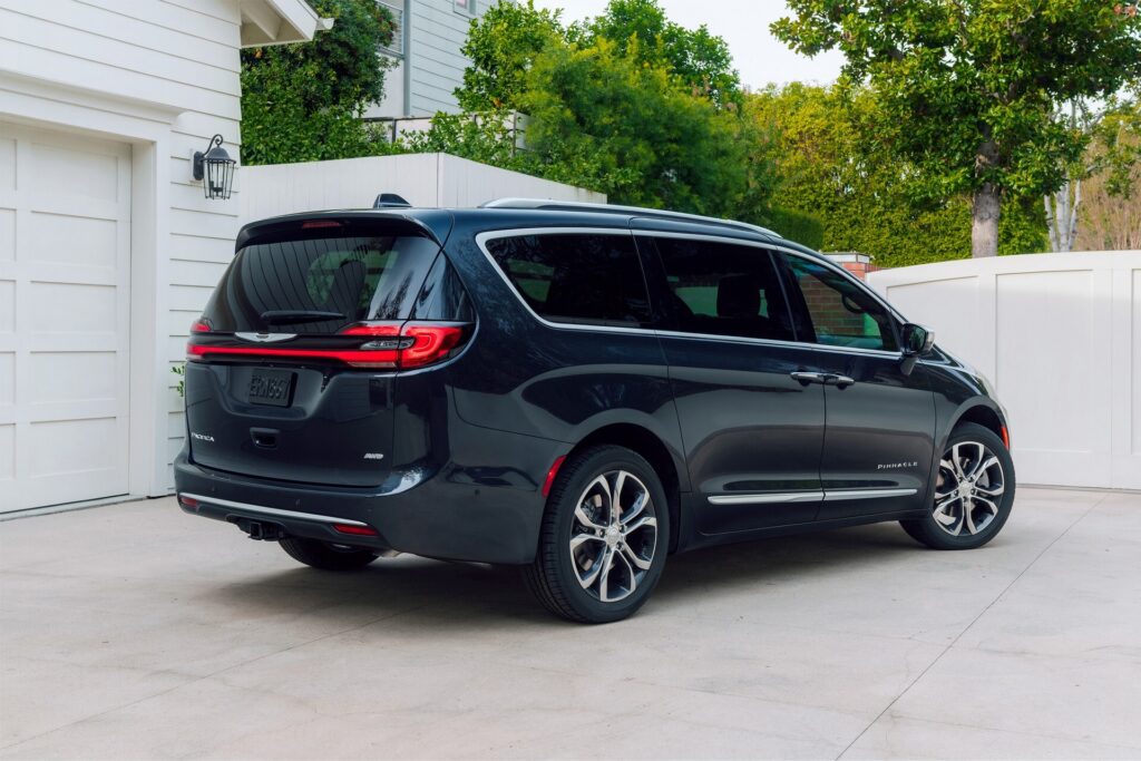  Pacifica Hybrid Owners Are Suing Stellantis Over A Recall None Of Them Actually Experienced