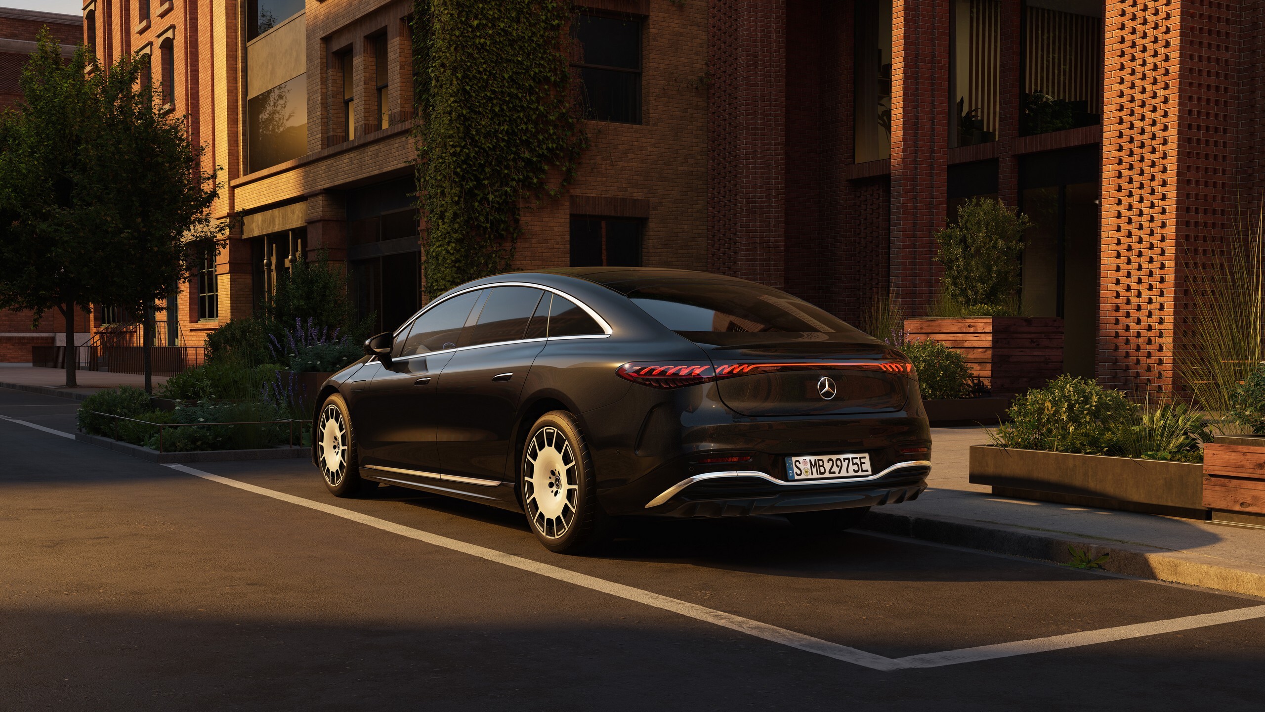 Mercedes Gave The 2027 EQS Up To 575 Miles Of Range, And The Yoke’s On You