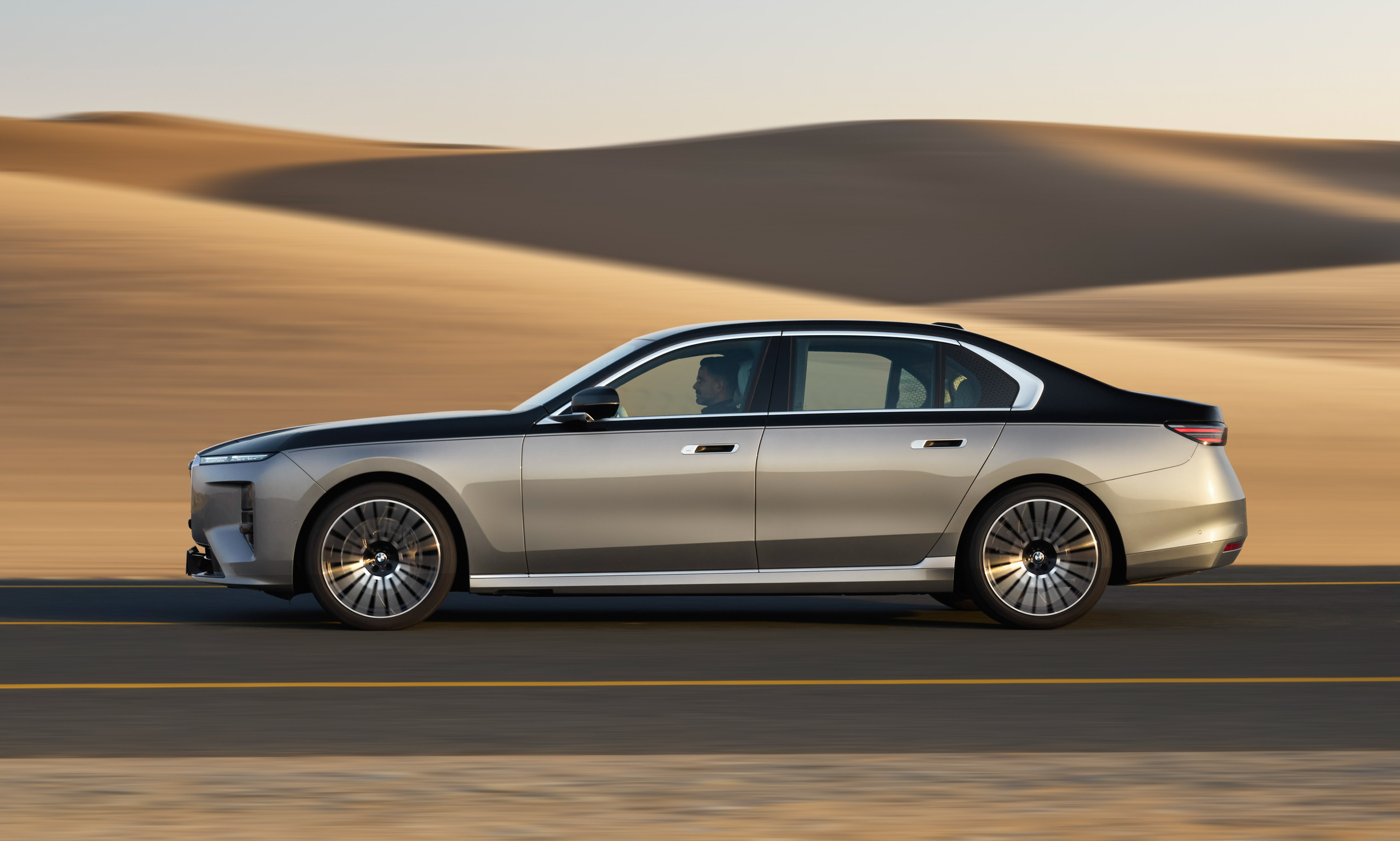 BMW’s 7-Series Facelift Hides A Blueprint For Every Older Model It Still Sells