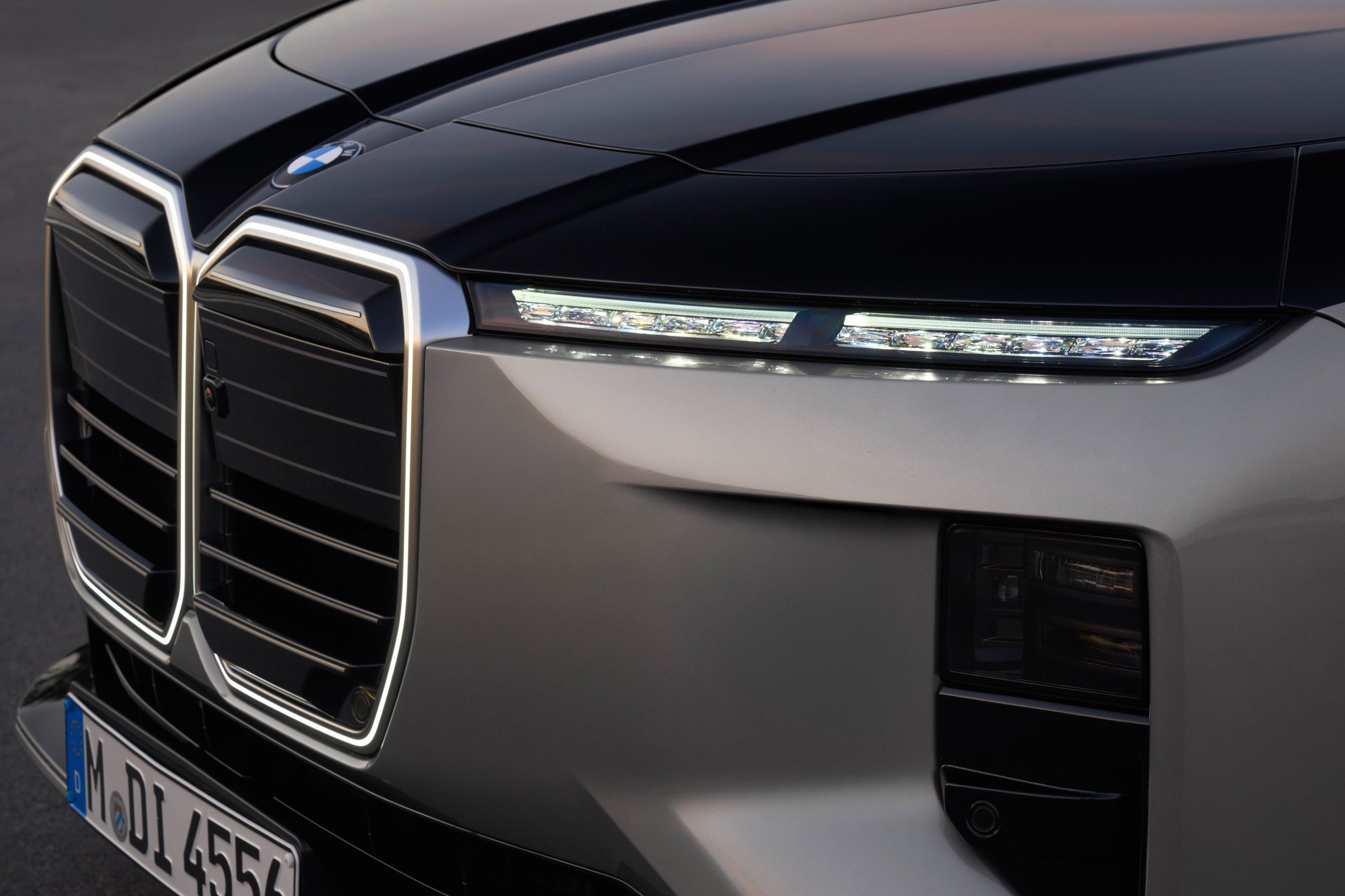 BMW’s 7-Series Facelift Hides A Blueprint For Every Older Model It Still Sells