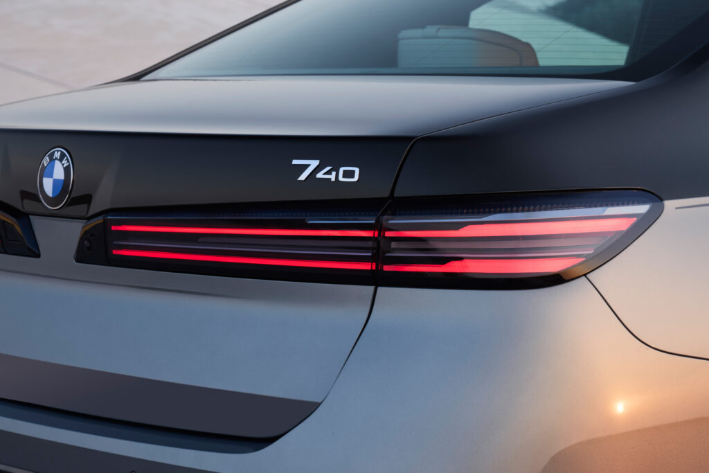  BMW&rsquo;s 7-Series Facelift Hides A Blueprint For Every Older Model It Still Sells