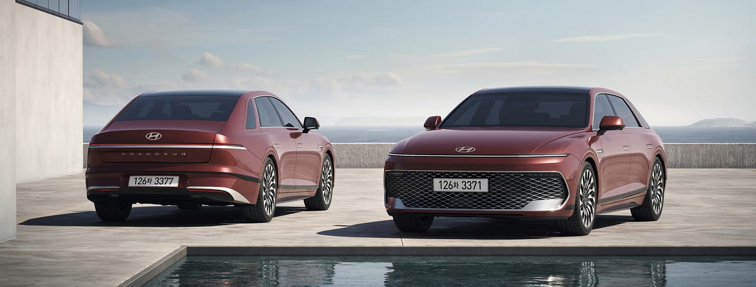 The $28K Flagship Hyundai Sedan Americans Called The Azera Closes In On Genesis
