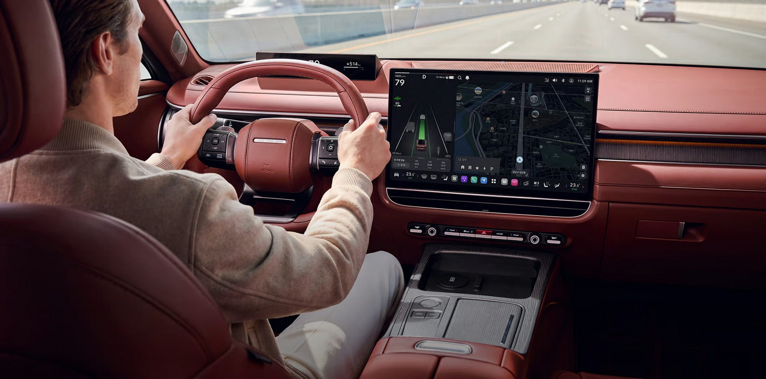 The $28K Flagship Hyundai Sedan Americans Called The Azera Closes In On Genesis