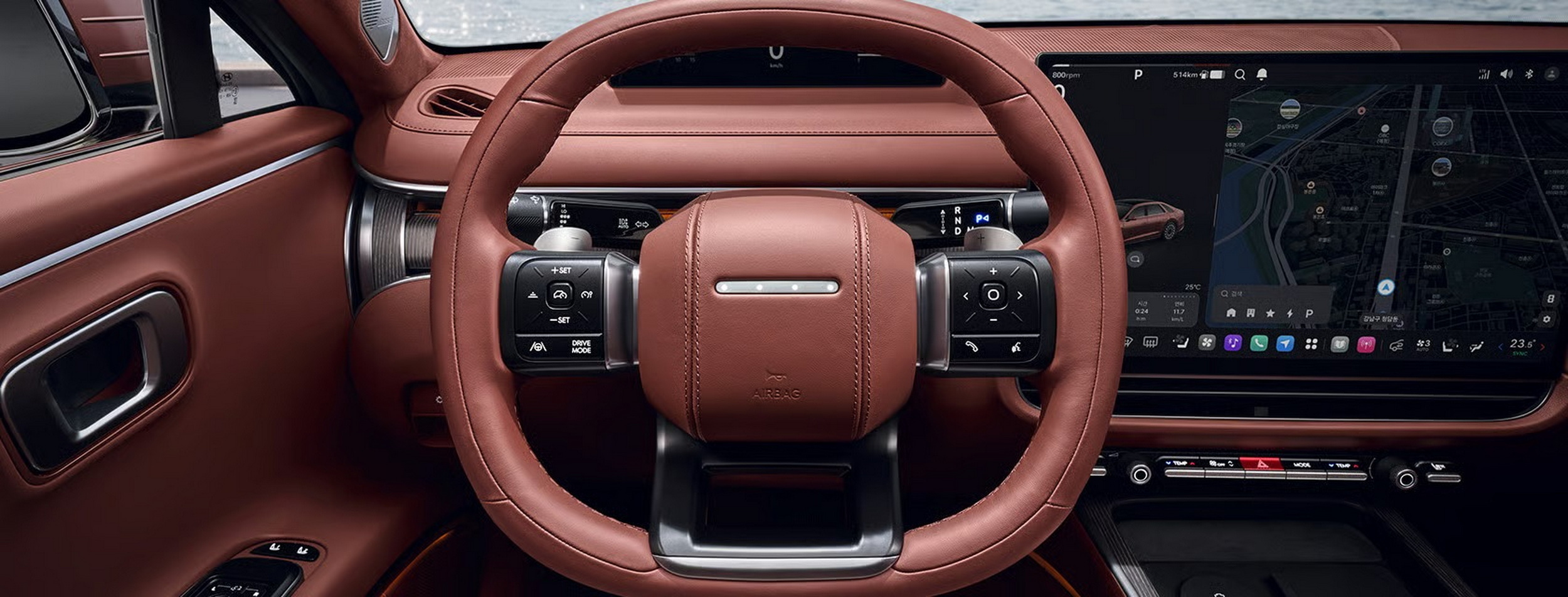 The $28K Flagship Hyundai Sedan Americans Called The Azera Closes In On Genesis