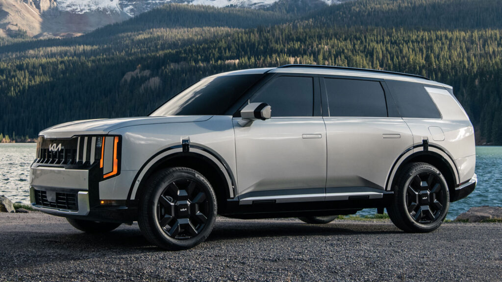  Kia Posts Best-Ever First Quarter As Hybrid Sales Soar