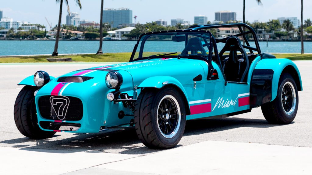  Caterham’s Miami Special Weighs Half A Miata And Does 0-60 In 3.8 Seconds On Just 210 HP