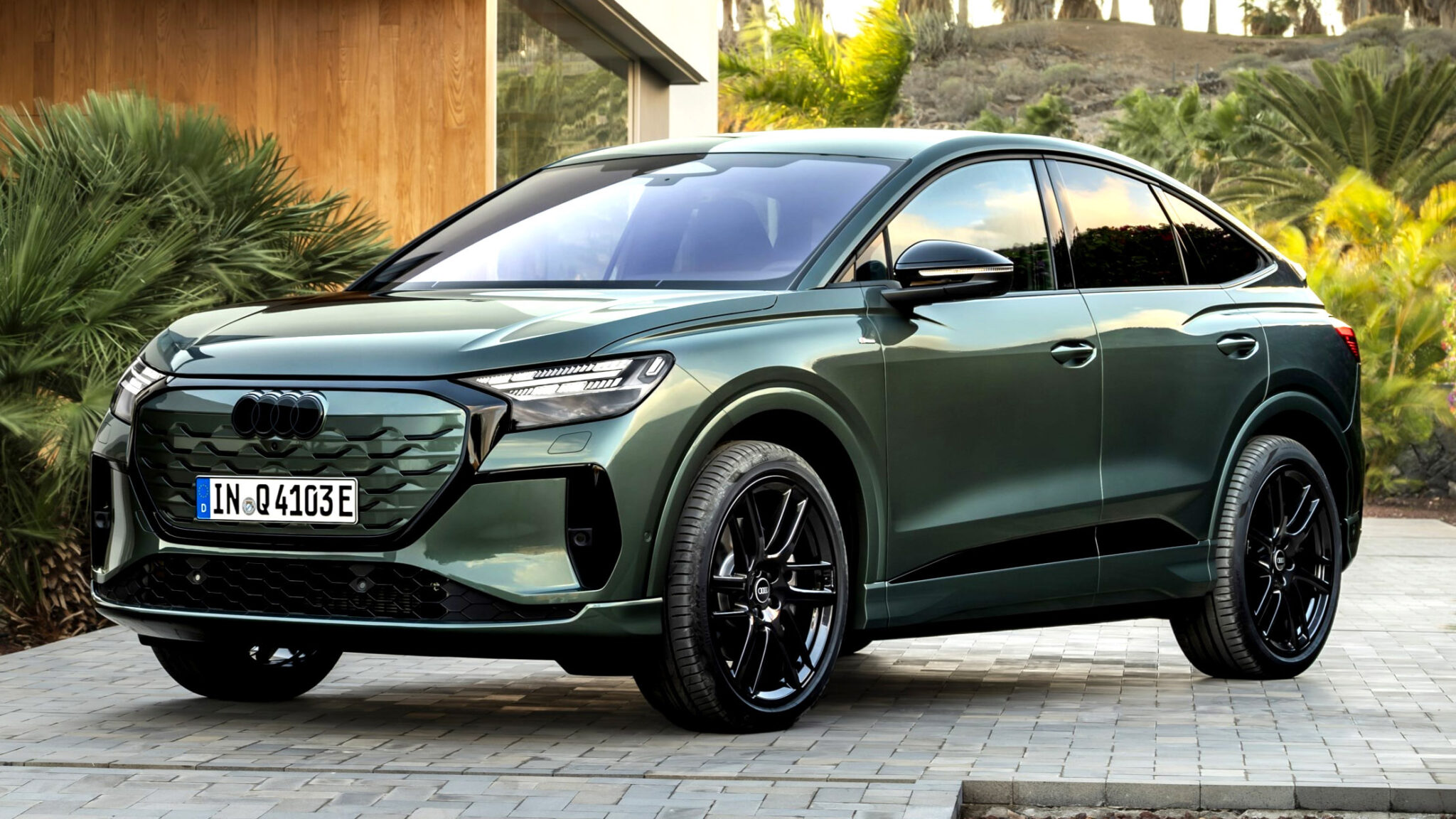 audi-fixed-the-2027-q4-e-tron-s-controls-everyone-complained-about