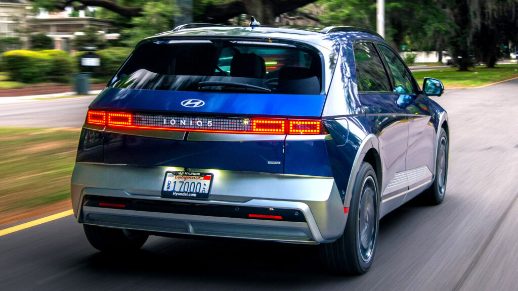  Hyundai Extends Warranty On The Part That Bricks Its EVs, But Owners Aren’t Convinced