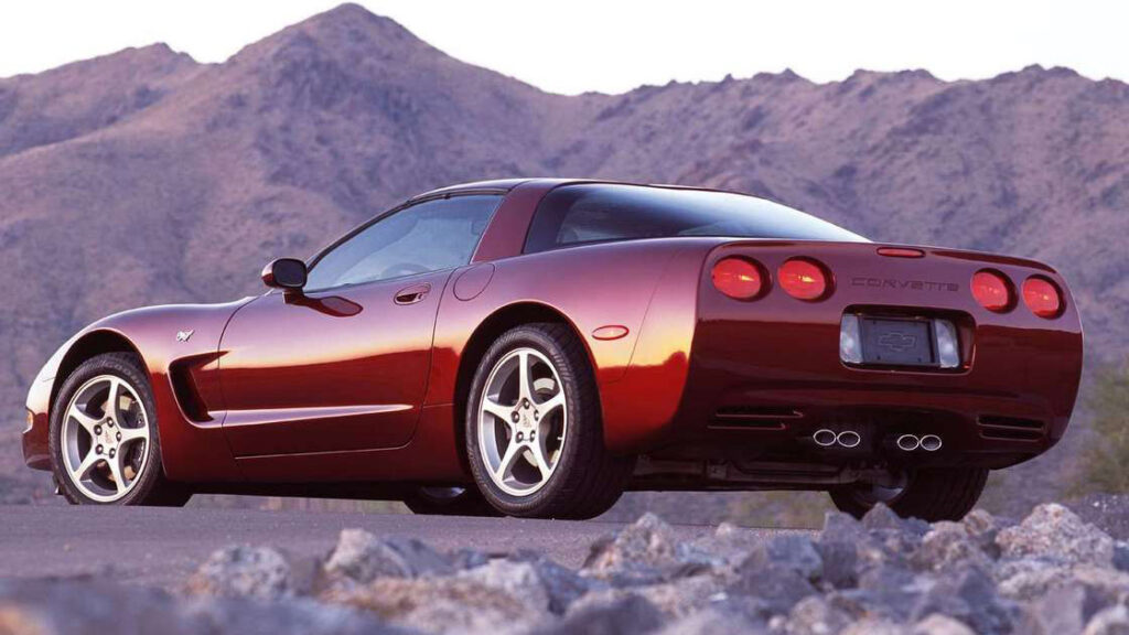 Порівняння: у Флориді 148 миль/год призведе до арешту, у Каліфорнії — до штрафу