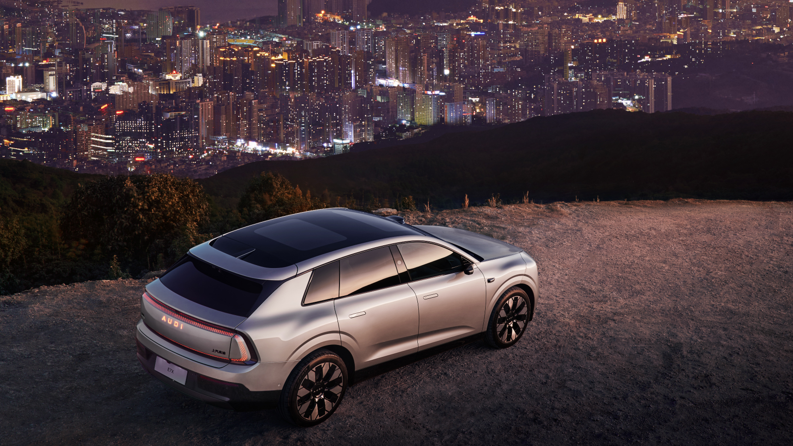 China Gets The AUDI EX7 With 671 HP And A 59-Inch Display, America Gets The Q7