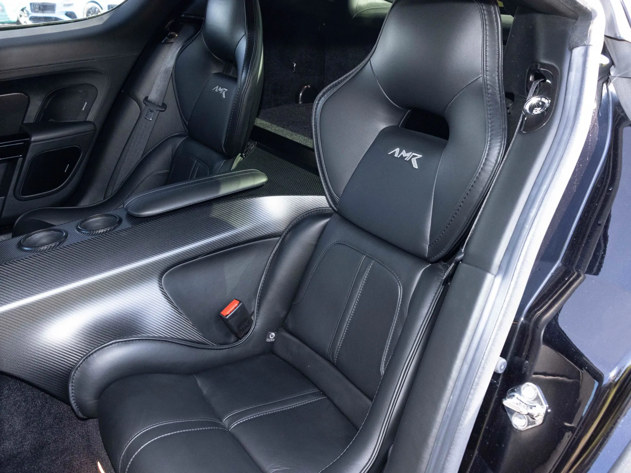 The V12 Super Sedan Is A Dead Segment, But This Aston Martin Didn’t Get The Memo