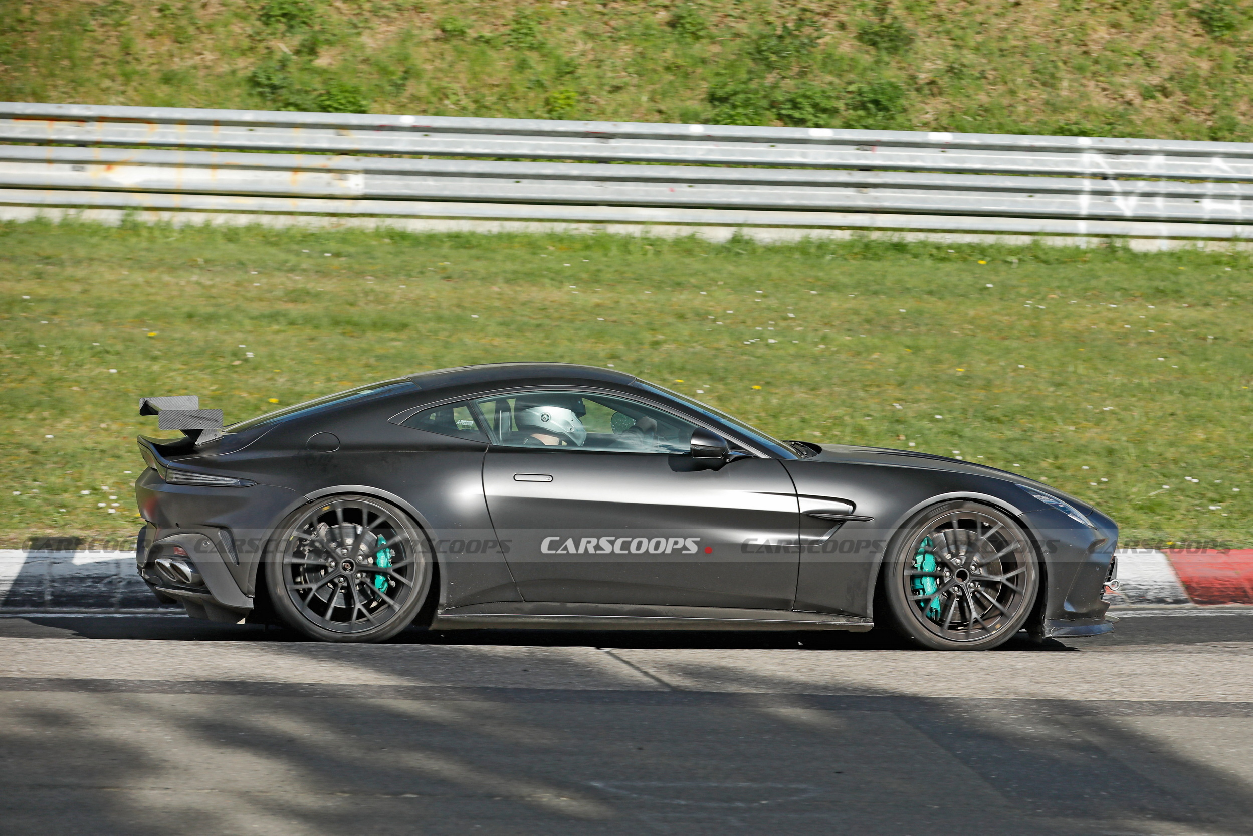 The Regular Vantage Has Four Exhaust Pipes, This Prototype Has Eight