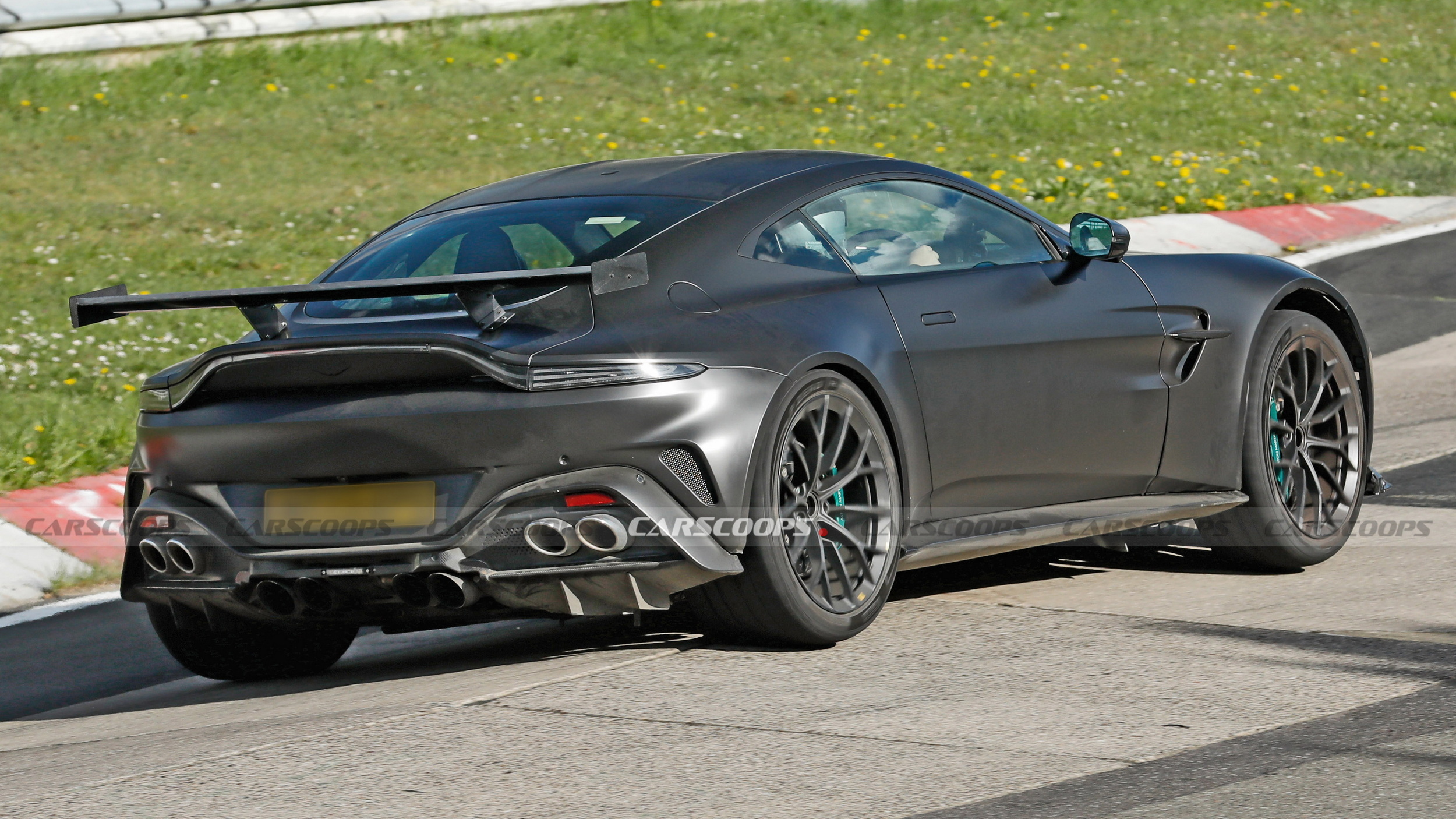 The Regular Vantage Has Four Exhaust Pipes, This Prototype Has Eight