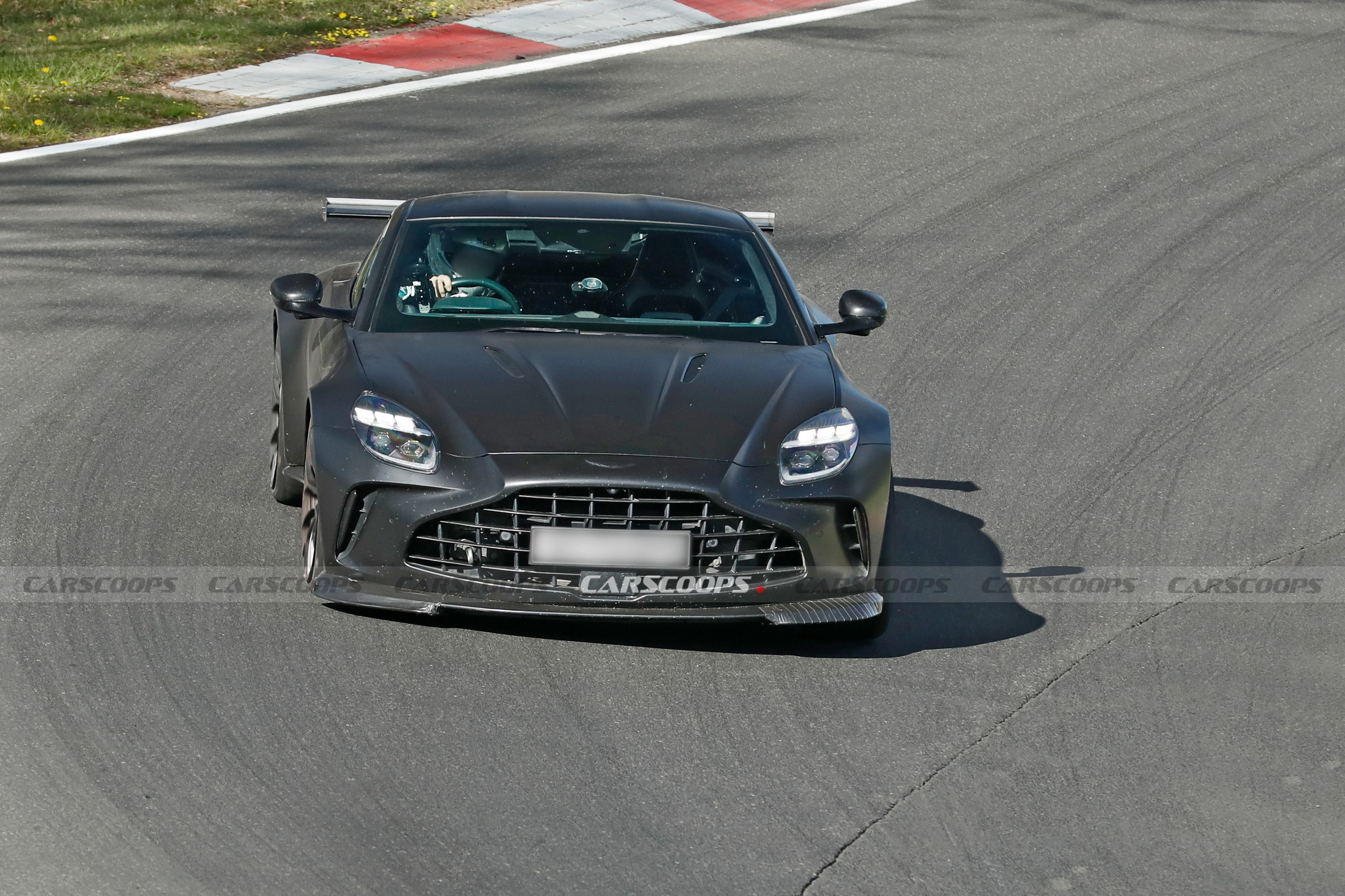 The Regular Vantage Has Four Exhaust Pipes, This Prototype Has Eight