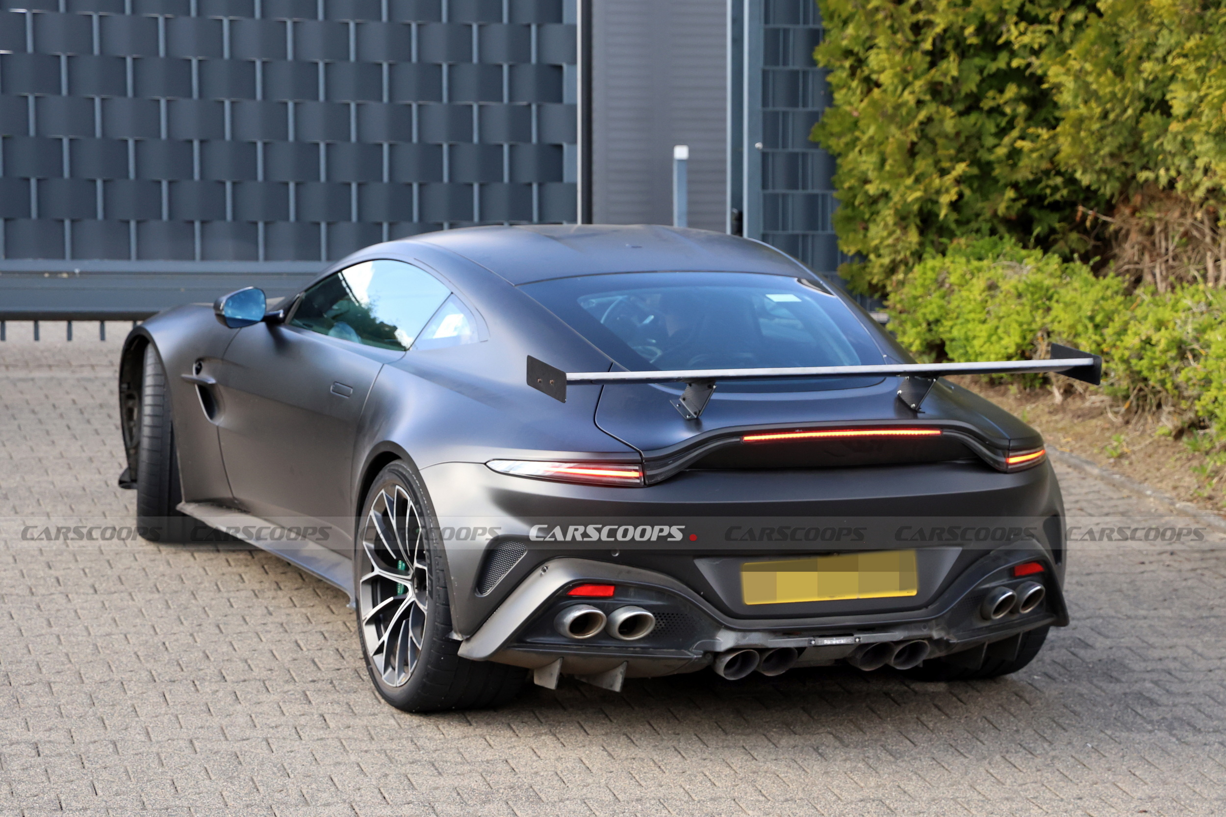 The Regular Vantage Has Four Exhaust Pipes, This Prototype Has Eight