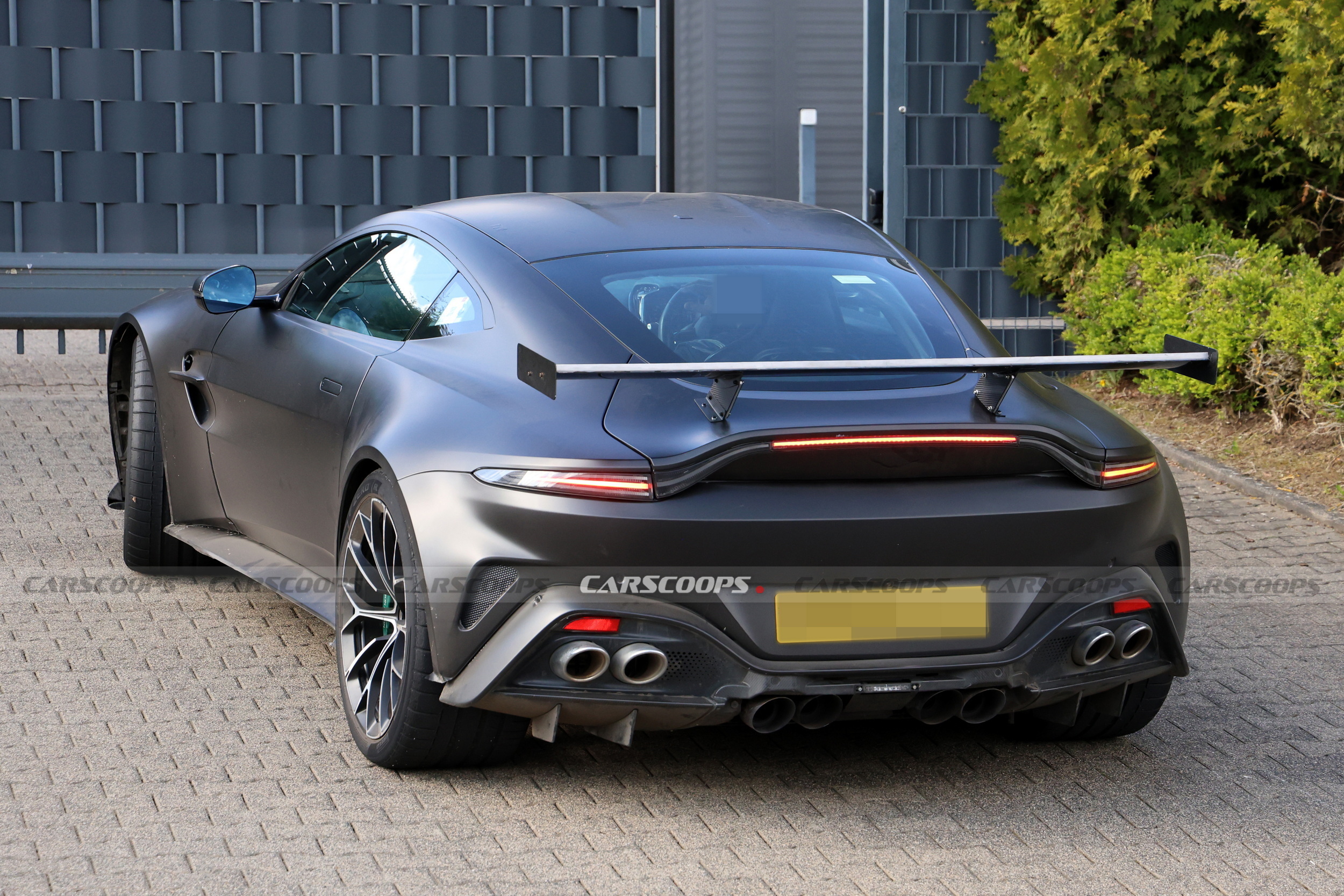 The Regular Vantage Has Four Exhaust Pipes, This Prototype Has Eight