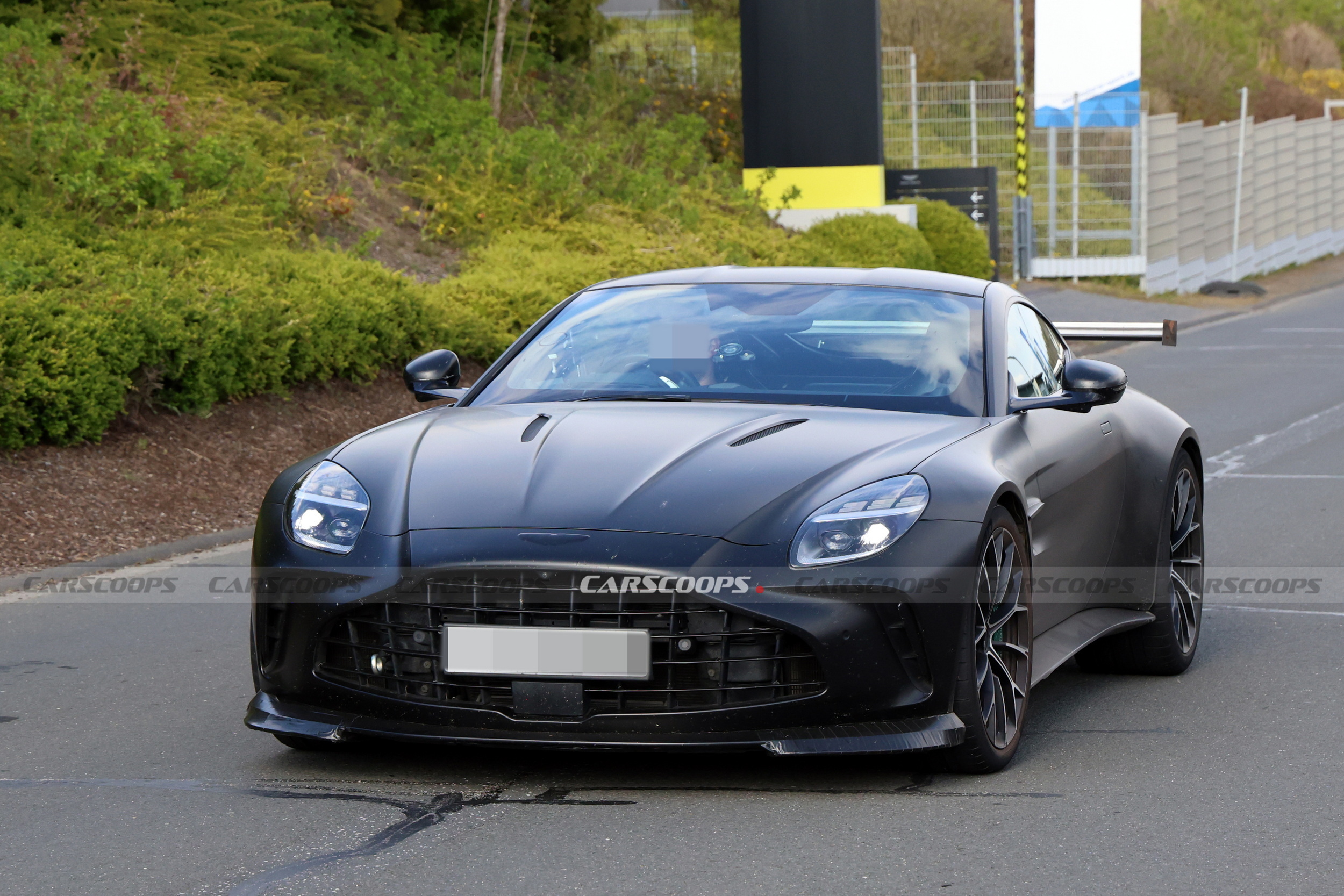 The Regular Vantage Has Four Exhaust Pipes, This Prototype Has Eight