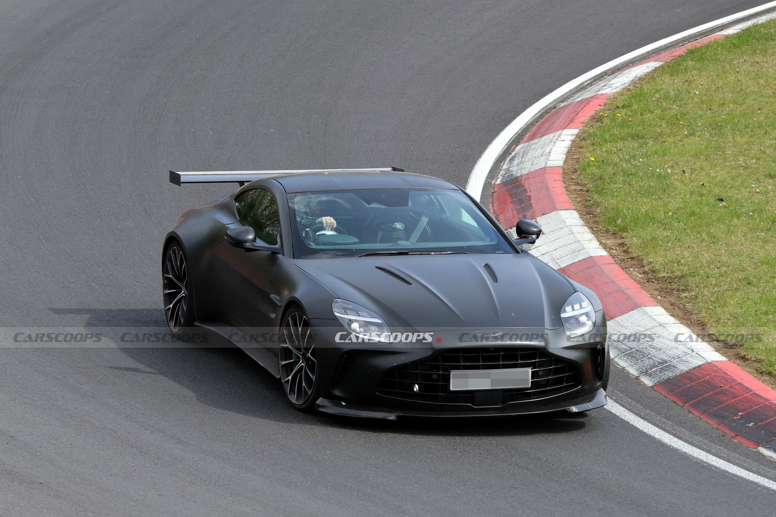The Regular Vantage Has Four Exhaust Pipes, This Prototype Has Eight