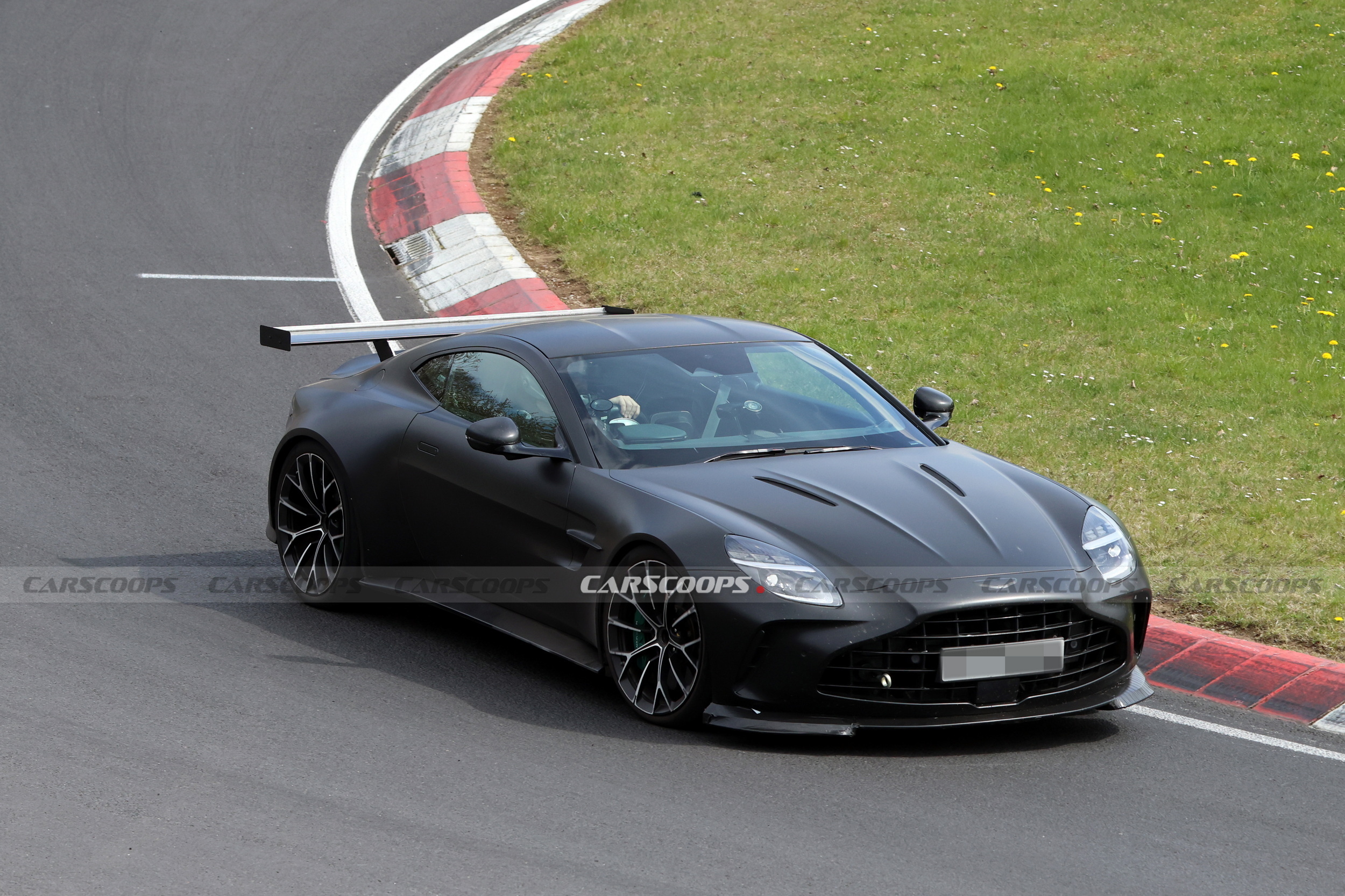 The Regular Vantage Has Four Exhaust Pipes, This Prototype Has Eight