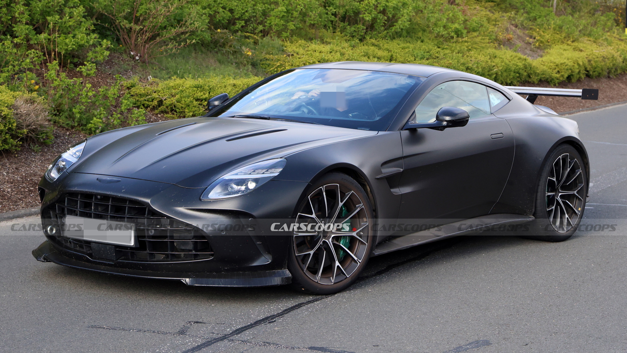 The Regular Vantage Has Four Exhaust Pipes, This Prototype Has Eight