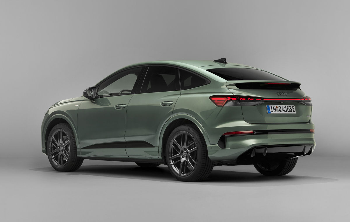 Audi Fixed The 2027 Q4 E-Tron’s Controls Everyone Complained About, Then Removed A Different Set