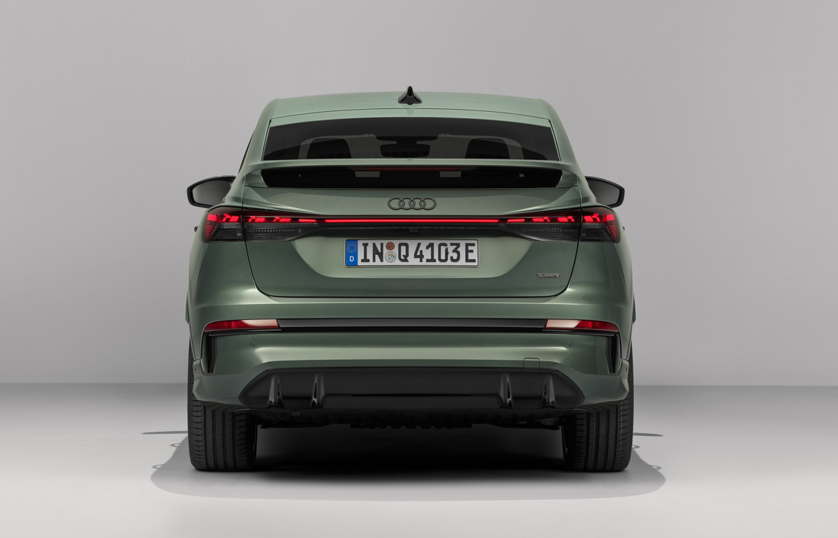 Audi Fixed The 2027 Q4 E-Tron’s Controls Everyone Complained About, Then Removed A Different Set