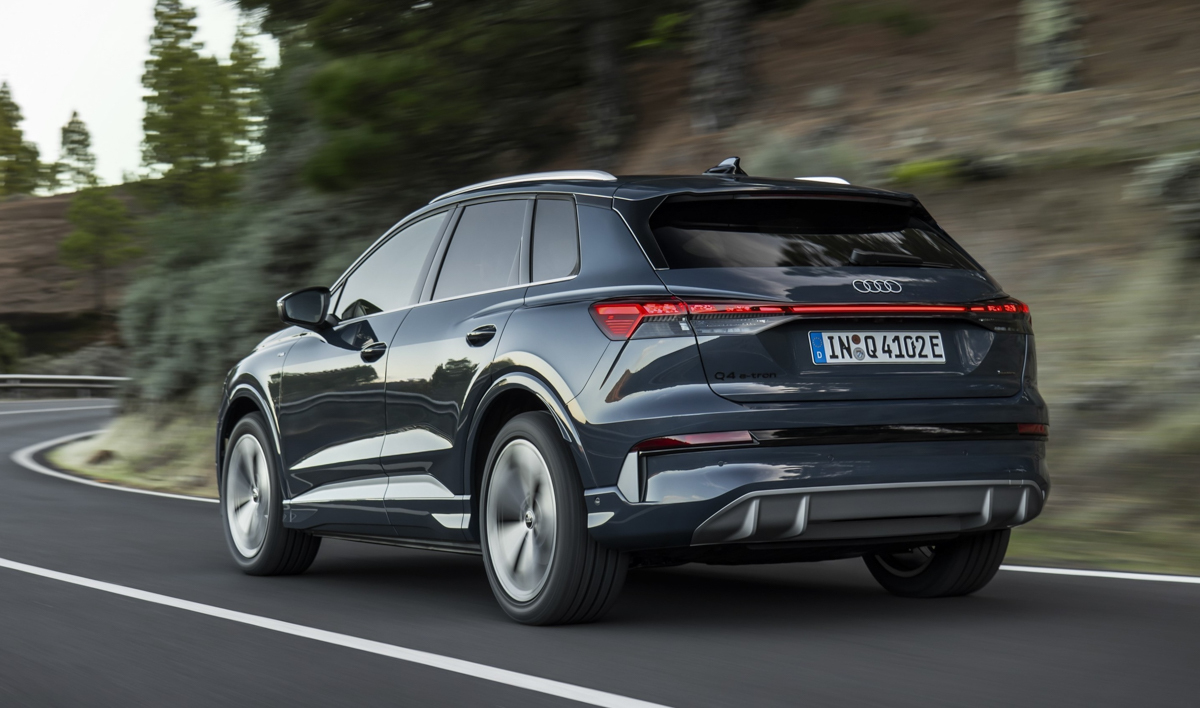 Audi Fixed The 2027 Q4 E-Tron’s Controls Everyone Complained About, Then Removed A Different Set