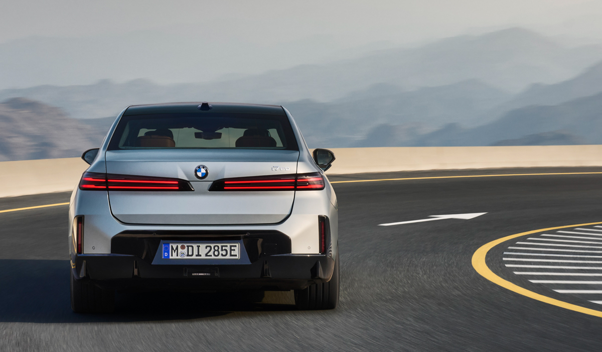 BMW’s 7-Series Facelift Hides A Blueprint For Every Older Model It Still Sells