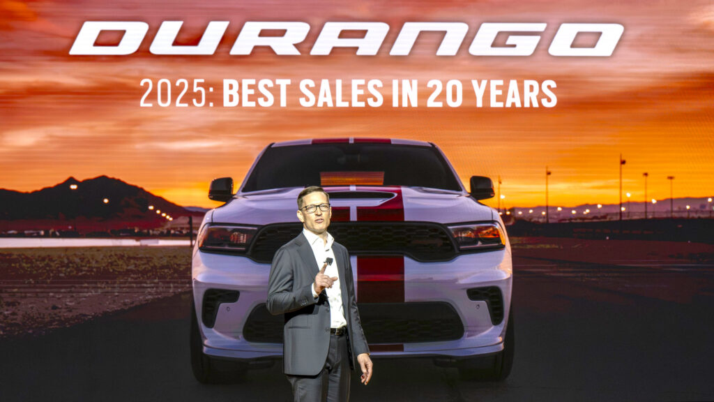  The Durango Hasn’t Changed Since 2011, And Just Posted Its Best Sales In 20 Years