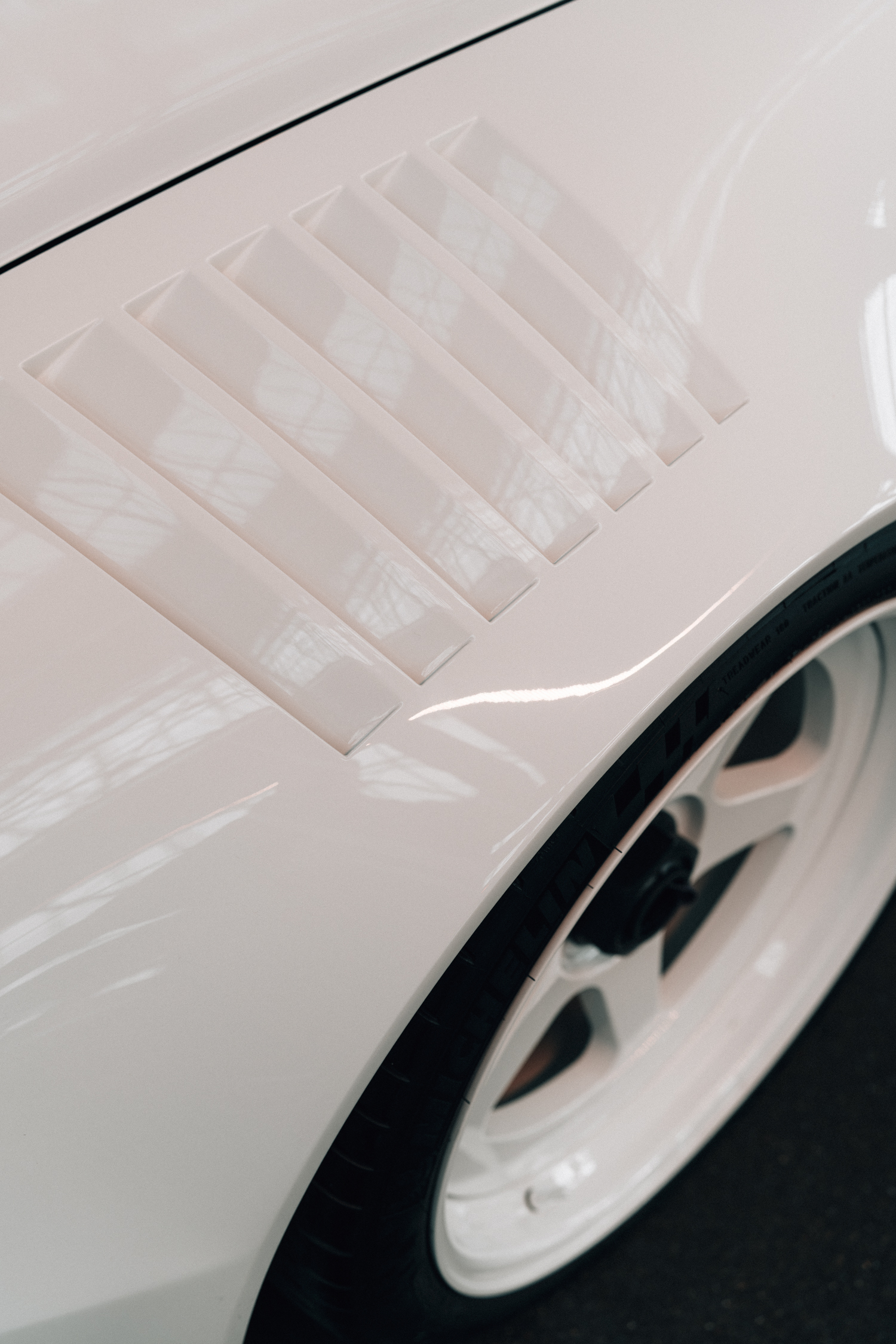 Крихітний тюнер щойно випередив Porsche у власному відродженні Slantnose