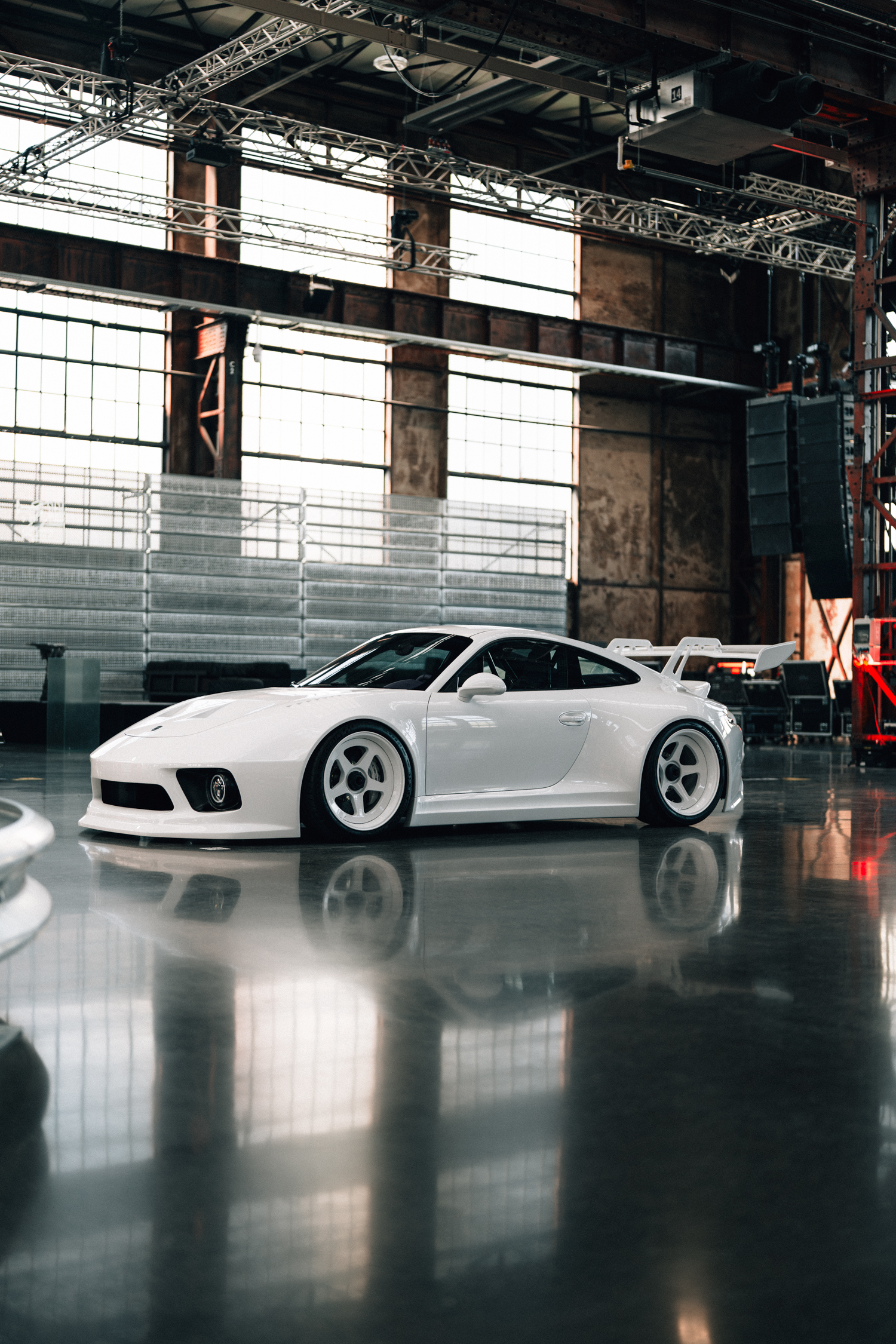 Крихітний тюнер щойно випередив Porsche у власному відродженні Slantnose